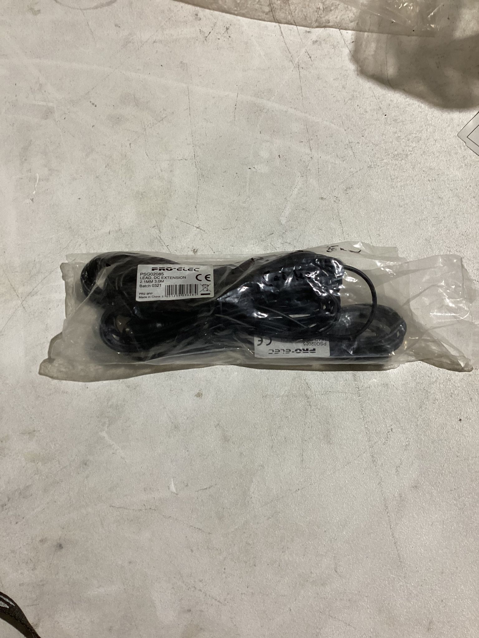 PRO-ELEC PSG02085 UK MAINS POWER CORD 1.8M IEC C13 TO BS1363 NEW 0