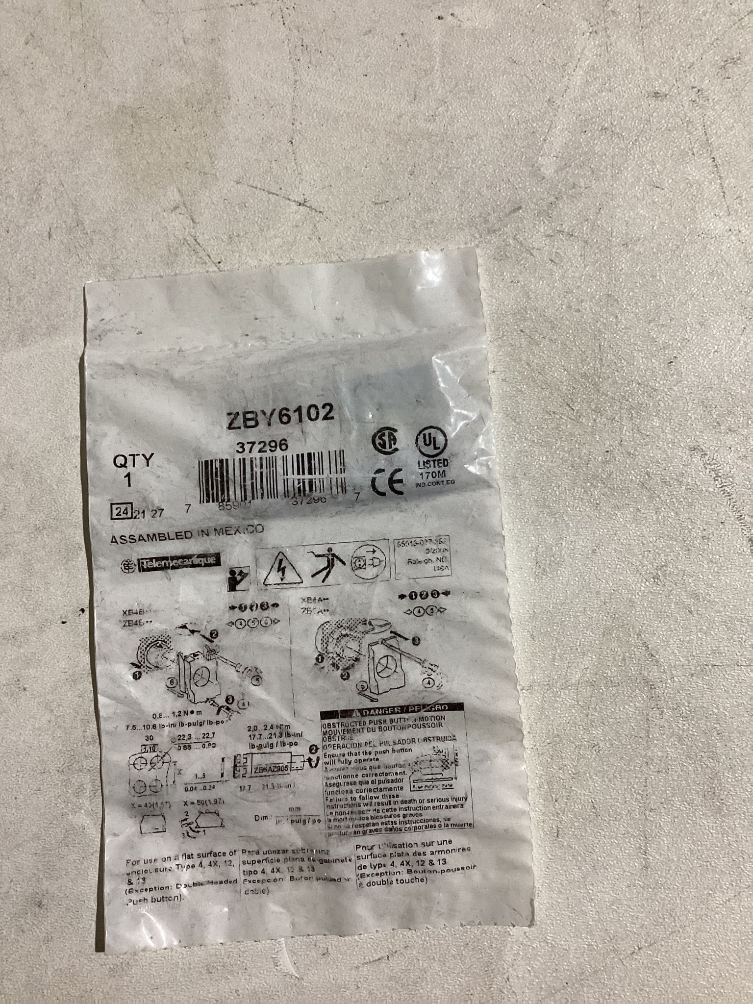 SCHNEIDER ZBY6102 LEGEND HOLDER FOR PUSH BUTTON USED 1