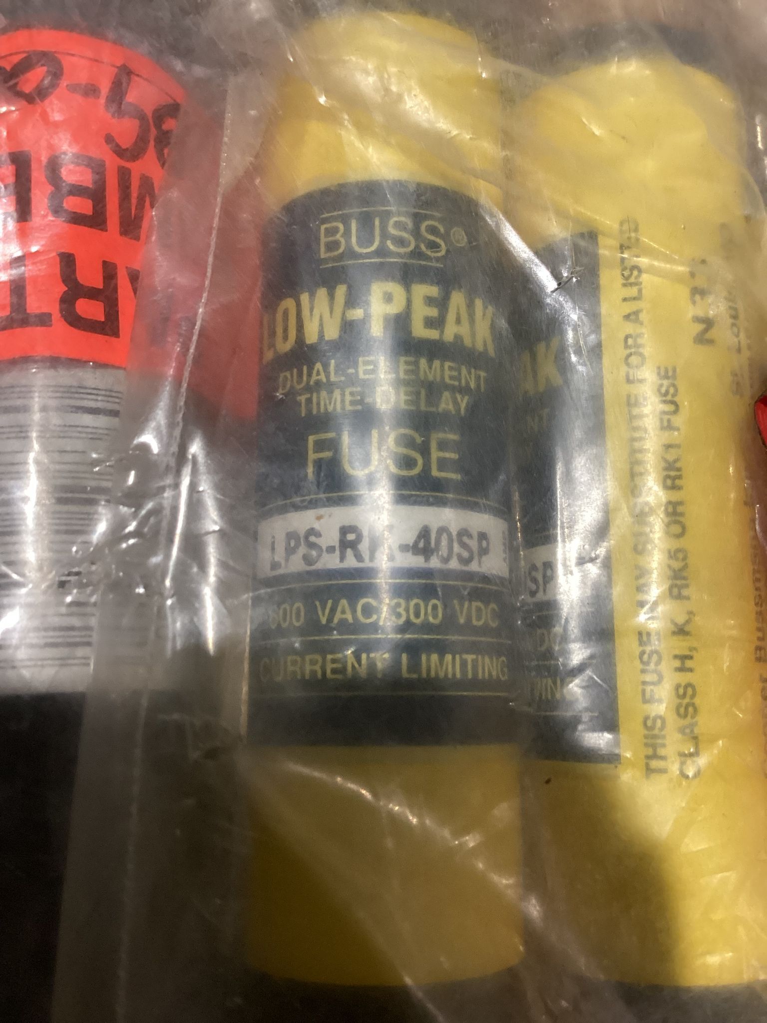 BUSS LPS-RK-40SP FUSES USED 2