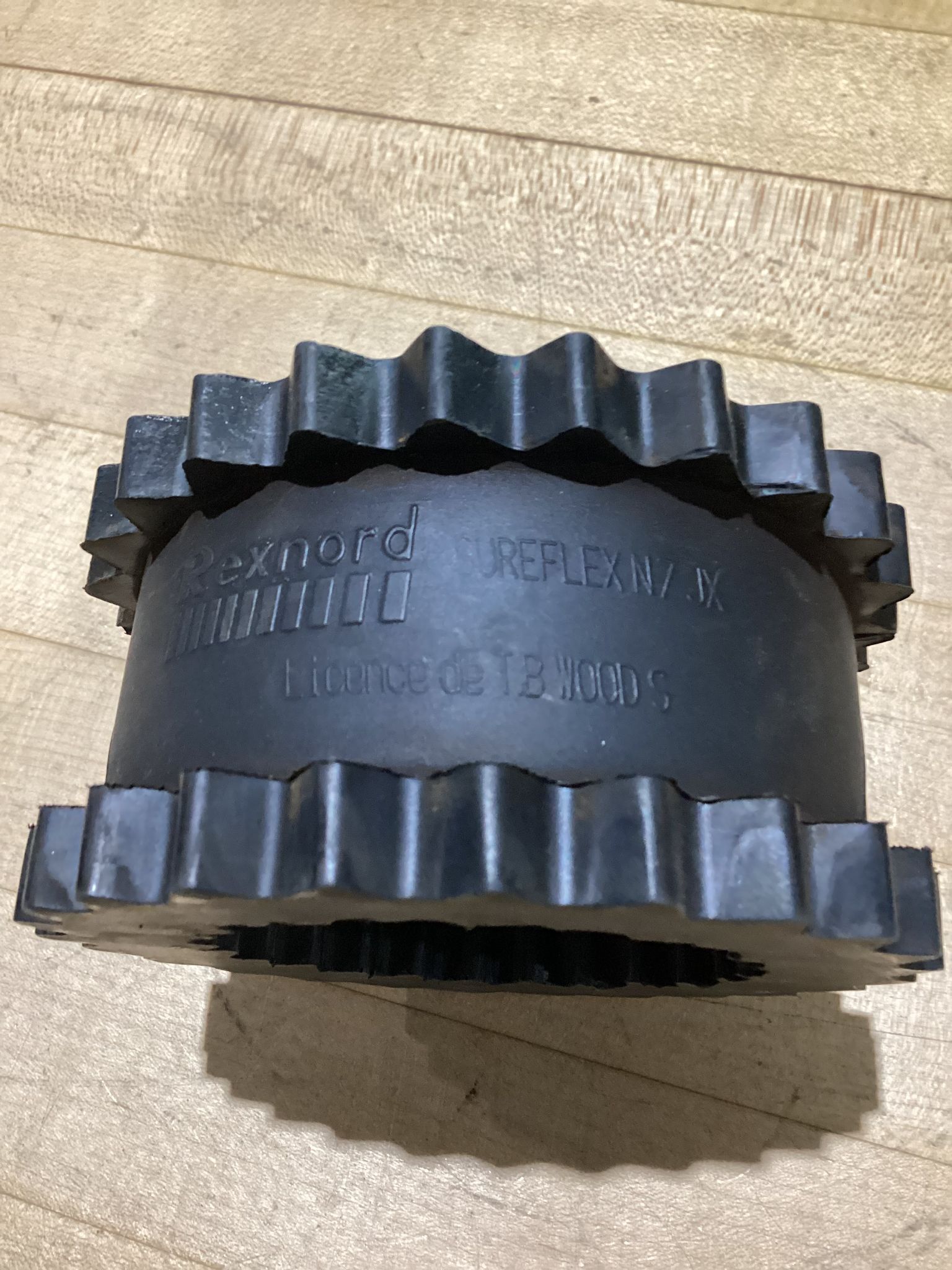 REXNORD N7JX JOINT ANTIVIBRATING SURFLEX USED 1
