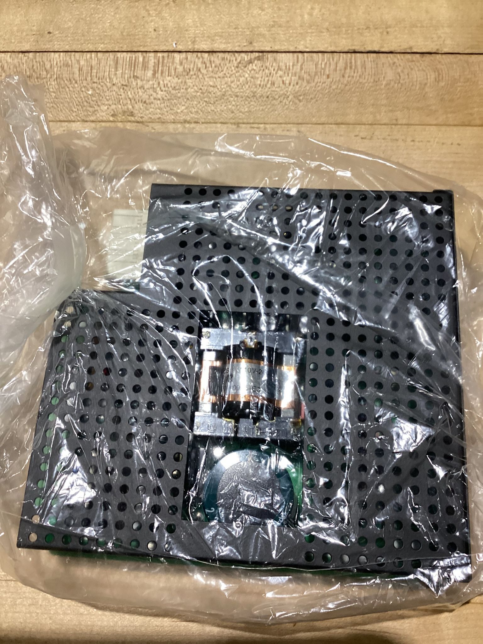 GE FANUC 0501-0085-E3 SERIES 90-30 PLC MODULE USED 1