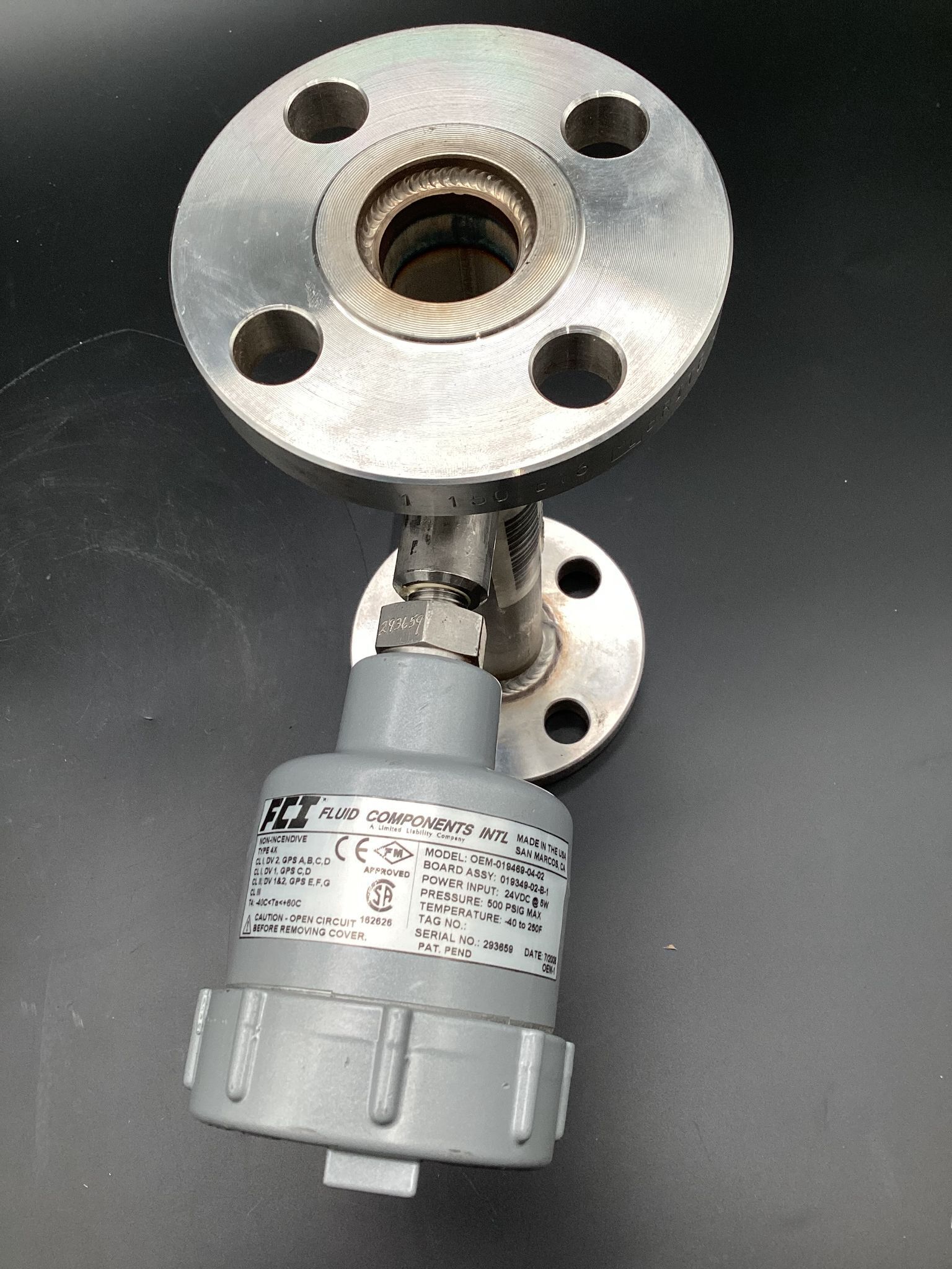 FCI OEM-019469-04-02 Flow Switch USED 1
