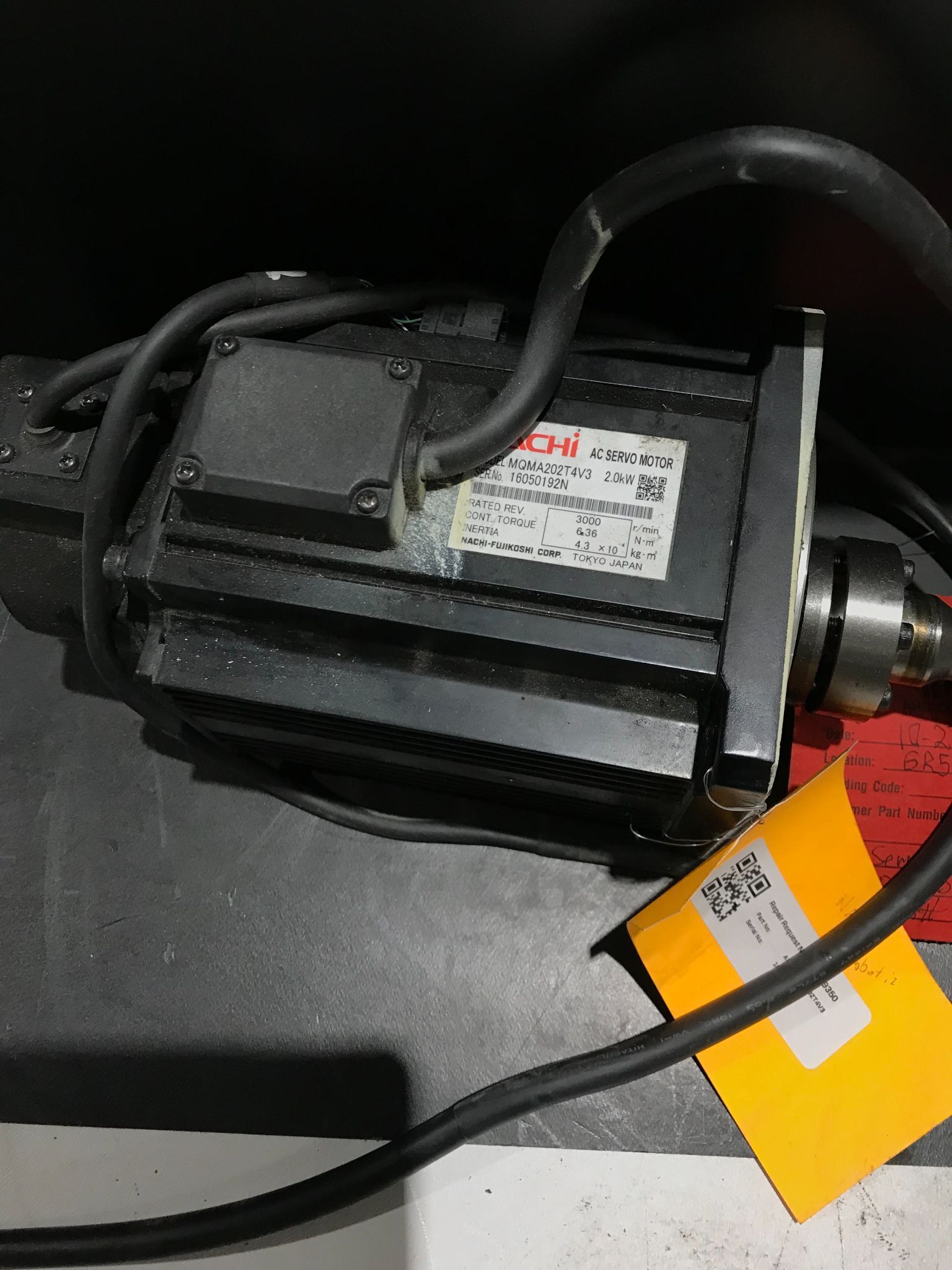 NACHI SERVO MOTOR MQMA202T4V3 USED 4