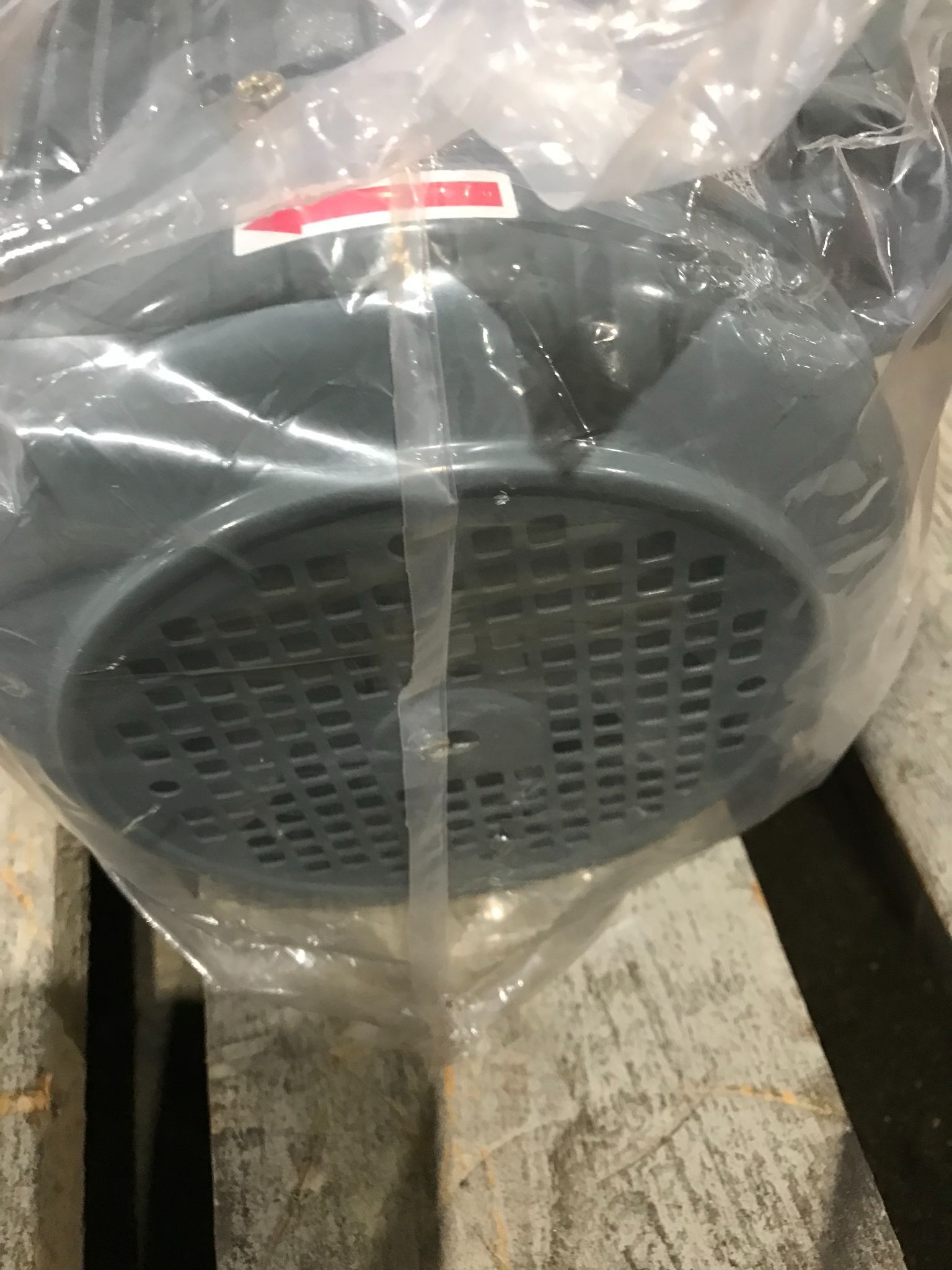 CHYUN TSEH INDUSTRIAL 0.0243 4-POLE 2HP MOTOR NEW 1