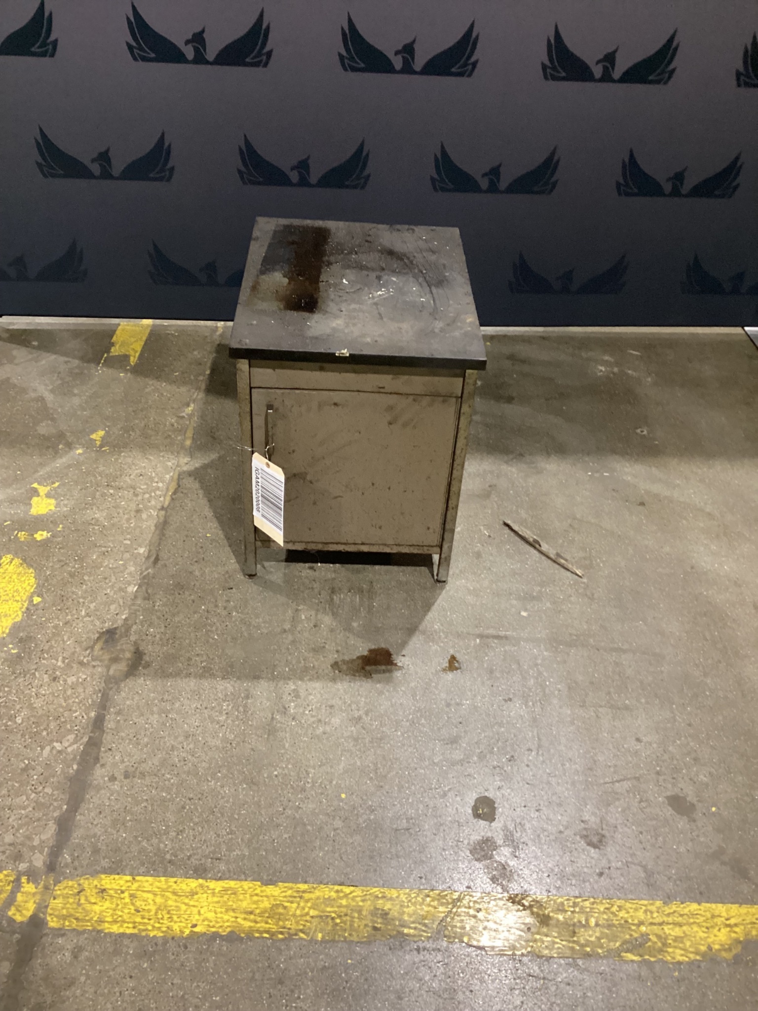 SMALL STORAGE CABINET FULL WITH MISC CUTTING TOOLS USED 1