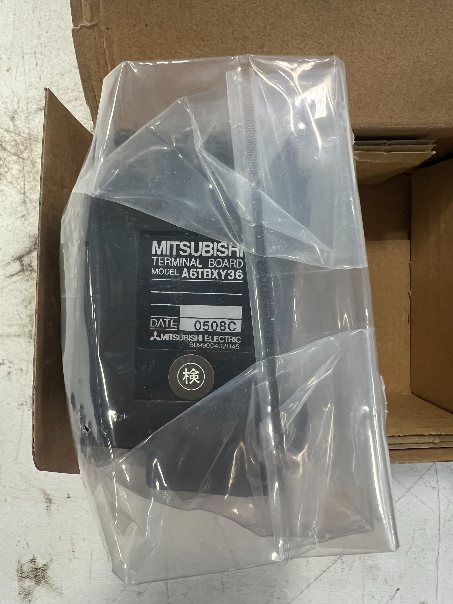 MITSUBISHI A6TBXY36 36-POINT TERMINAL BLOCK NEW 2