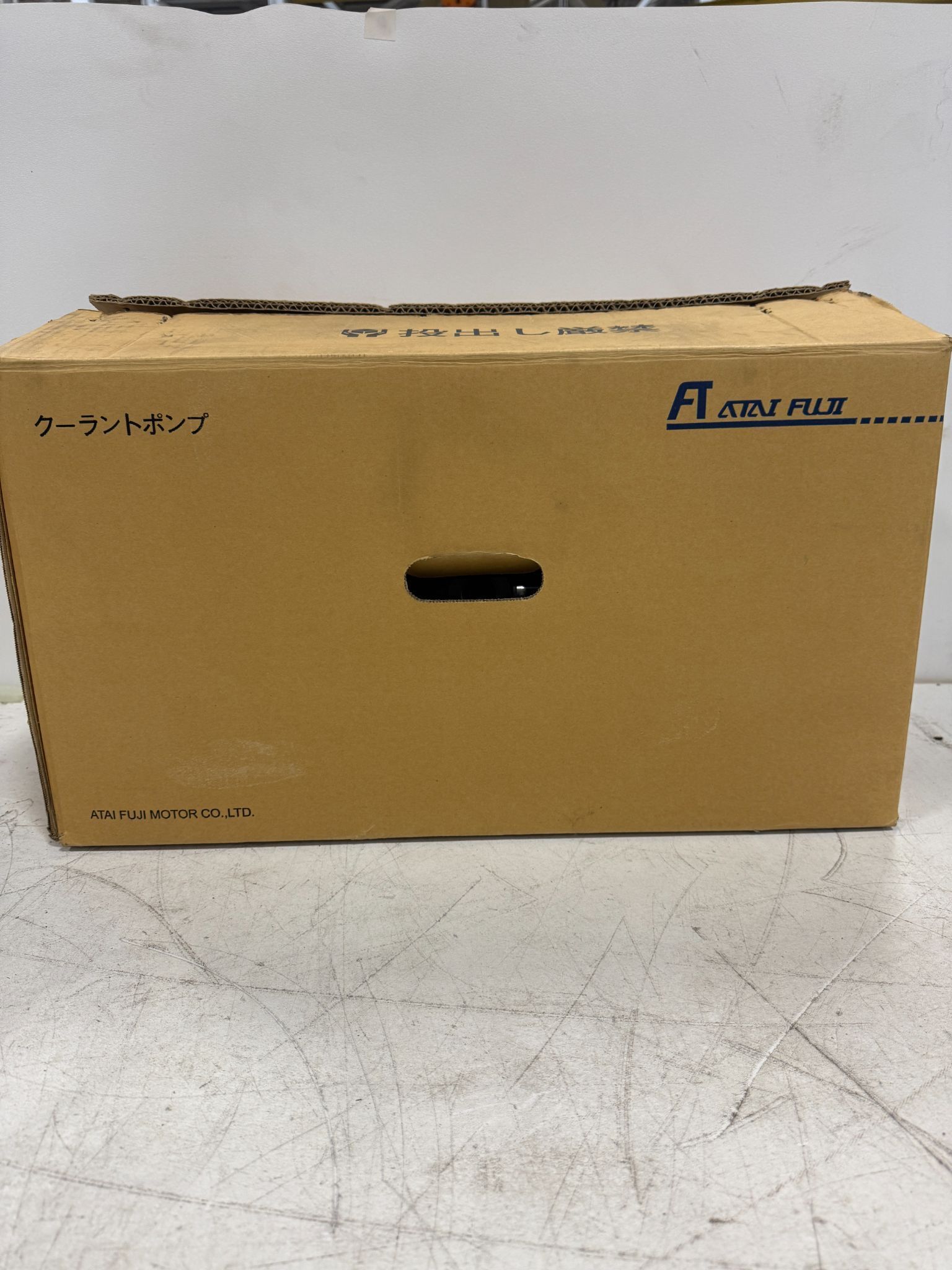 FUJI ELECTRIC VKA667AQ 3-PHASE COOLANT PUMP NEW NO BOX 1