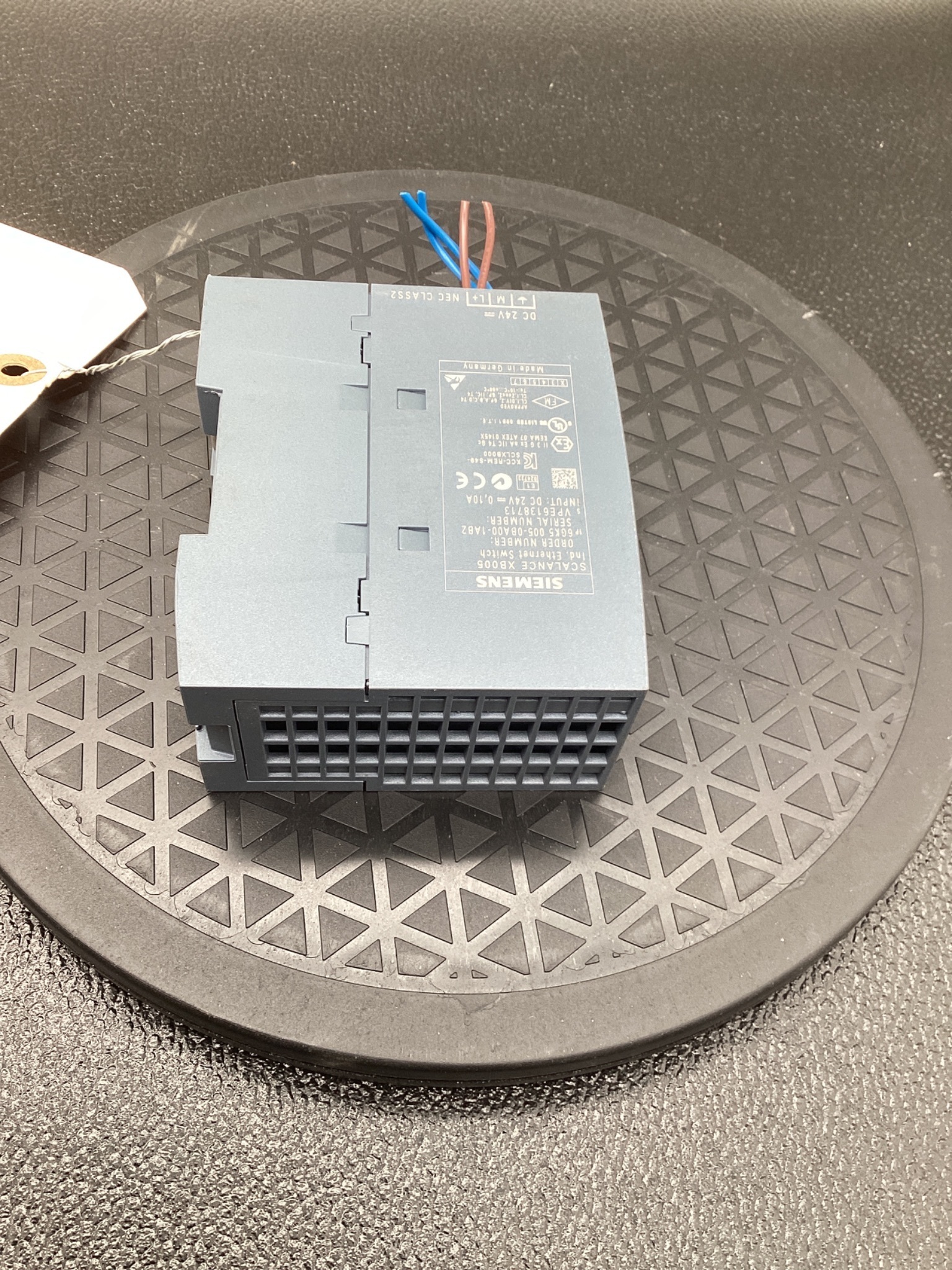SIEMENS 6GK5 005-0BA00-1AB2 Ethernet Switch USED 2
