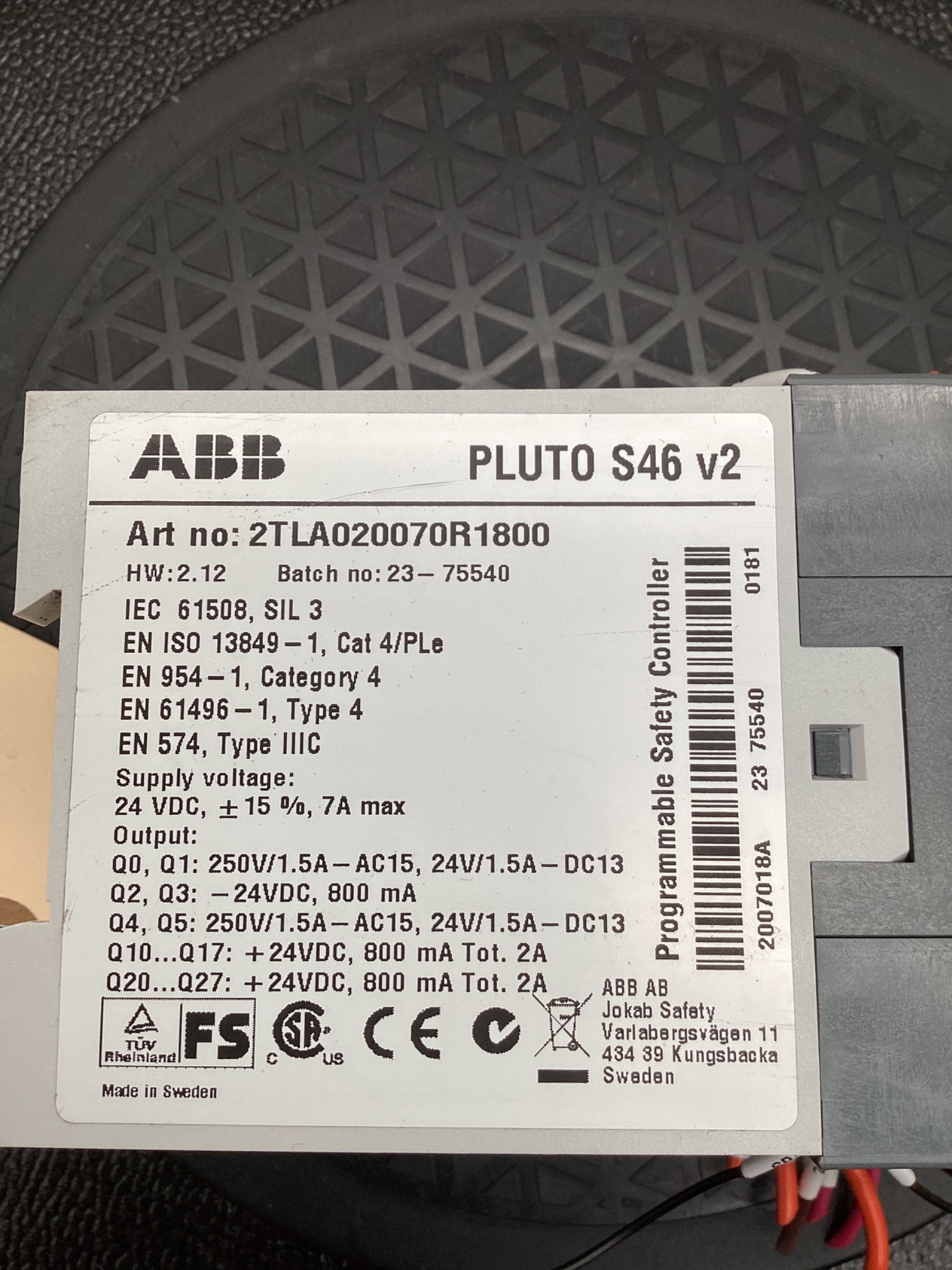 ABB PLUTO S46 V2 Programmable Safety Controller 2TLA020070R1800 USED 3