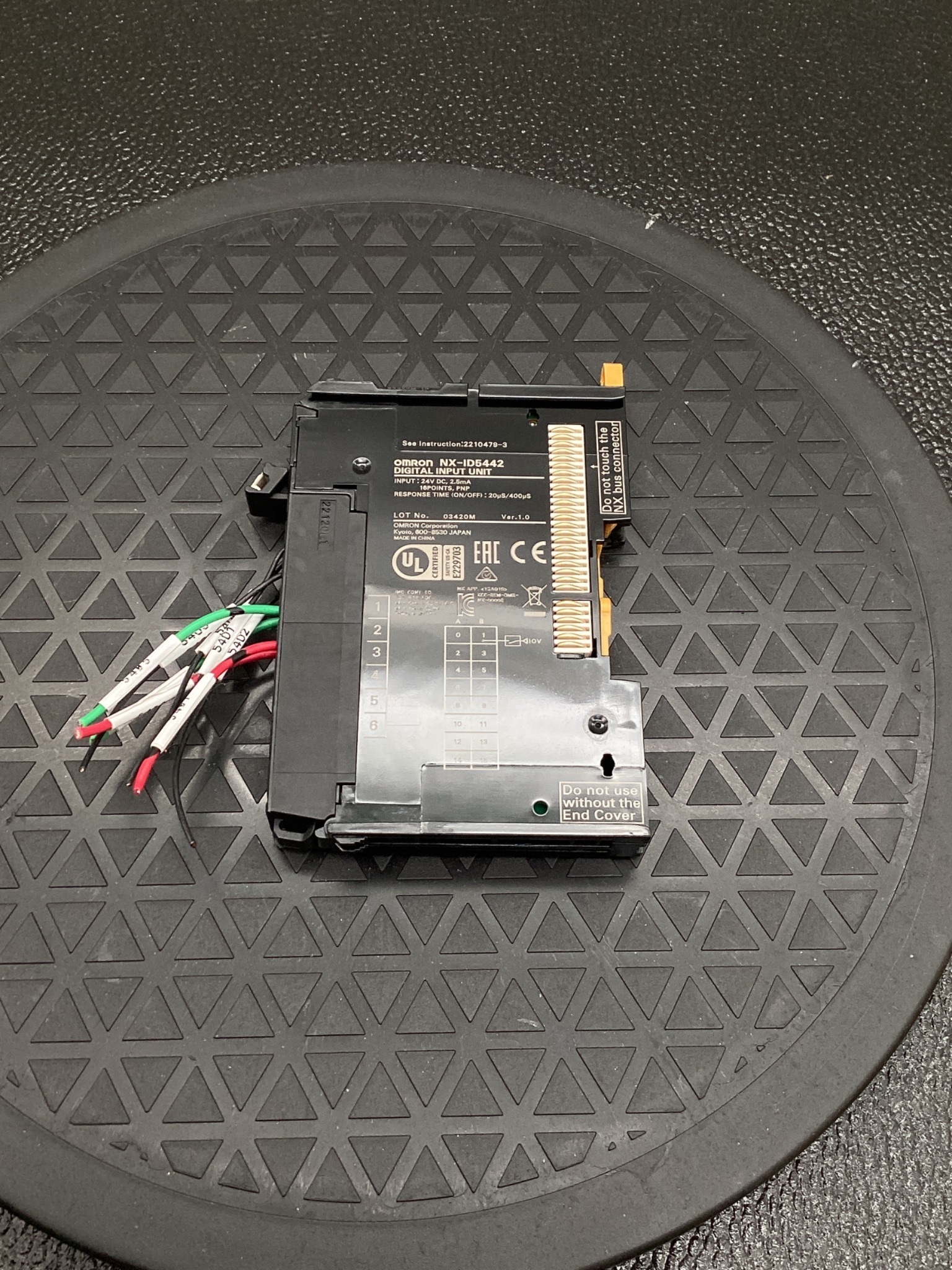 OMRON NX-ID5442 DIGITAL INPUT MODULE 24VDC 16PT USED 1