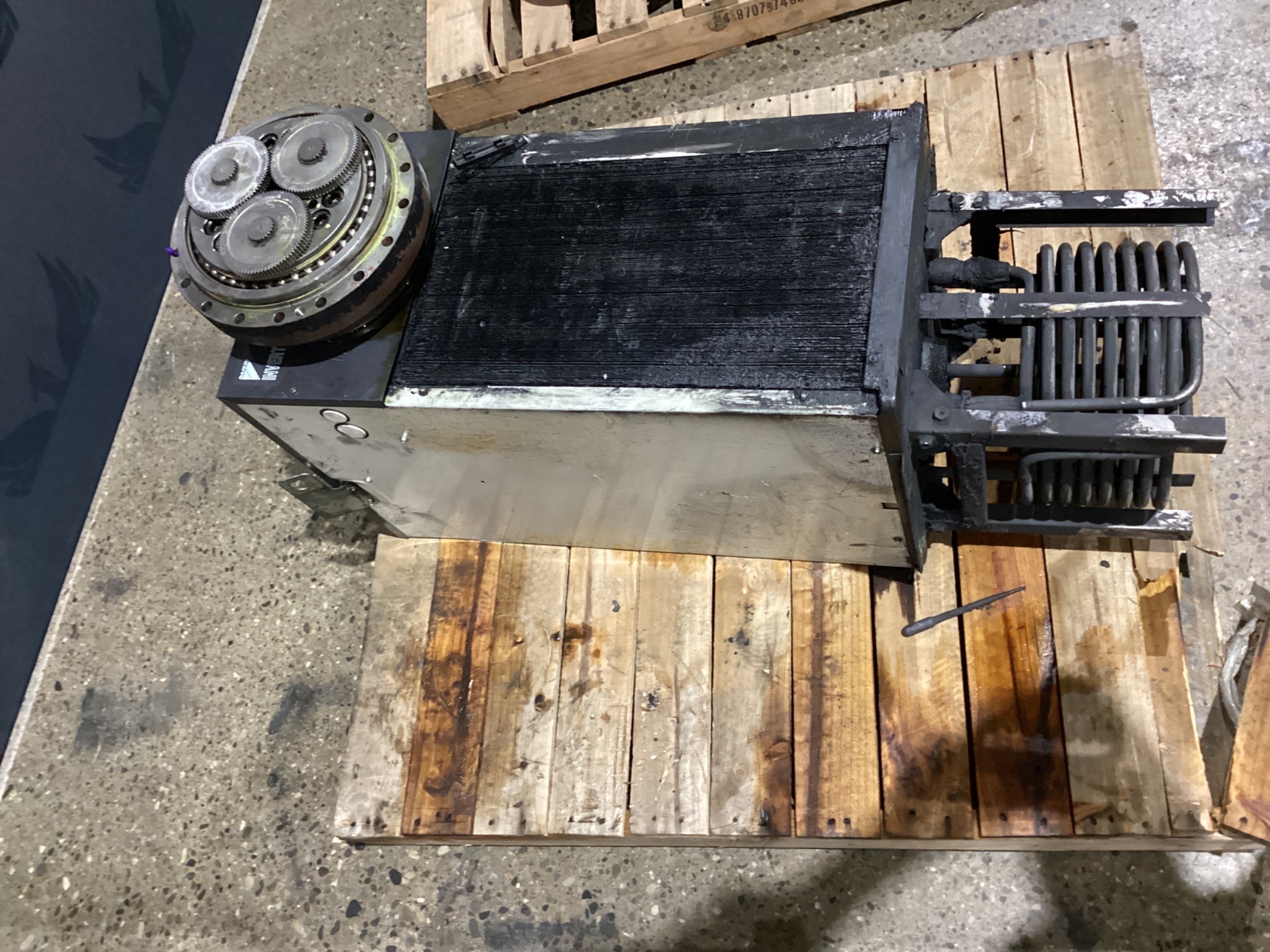 DAIKIN AKJ359 Immersion Oil Cooling Unit 3.2 kW USED 1