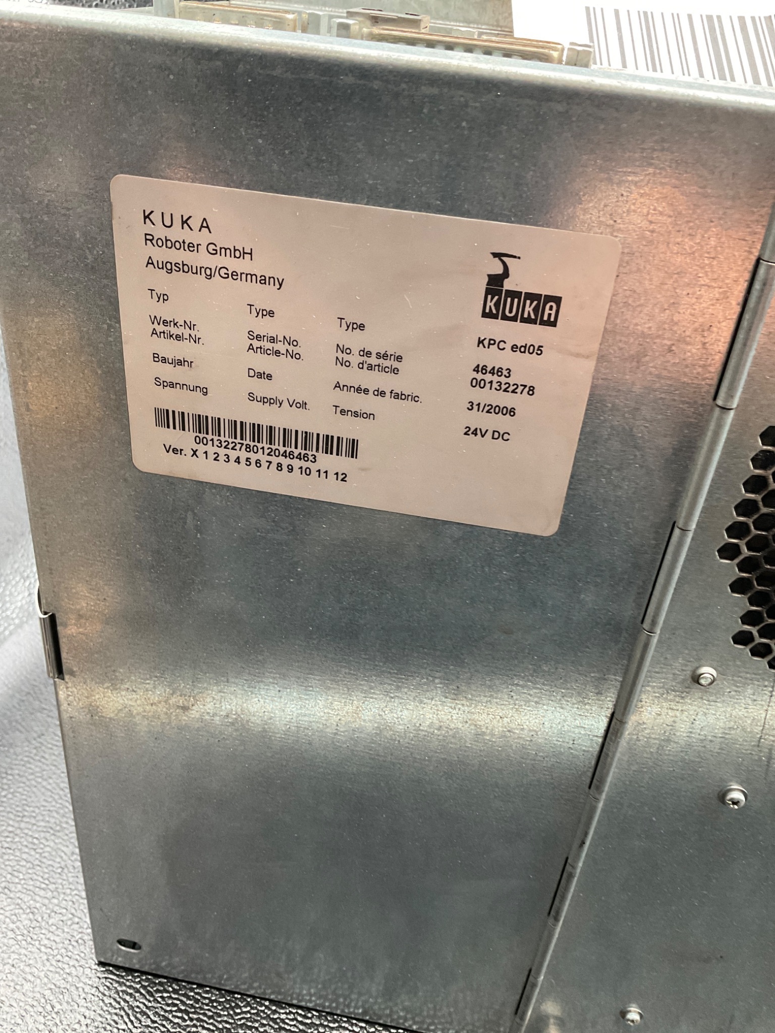 KUKA KPC ed05 Industrial Controller PC USED 0