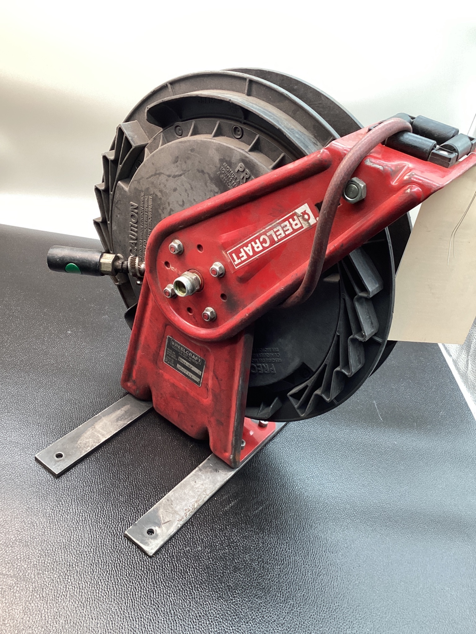 REELCRAFT RT425-OLP HOSE REEL 1/4IN X 25FT 300PSI AIR WATER USED 0