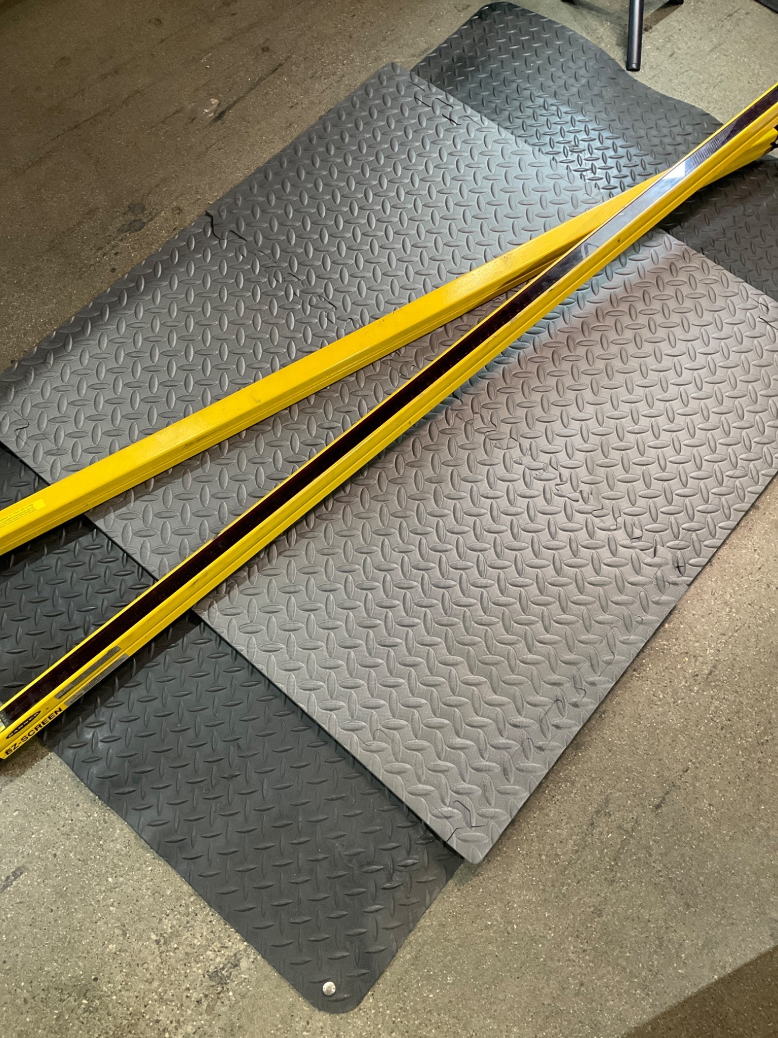 BANNER SLSCR30‑1500Q8 + SLSCE30‑1500Q8 Safety Light Curtain USED 1