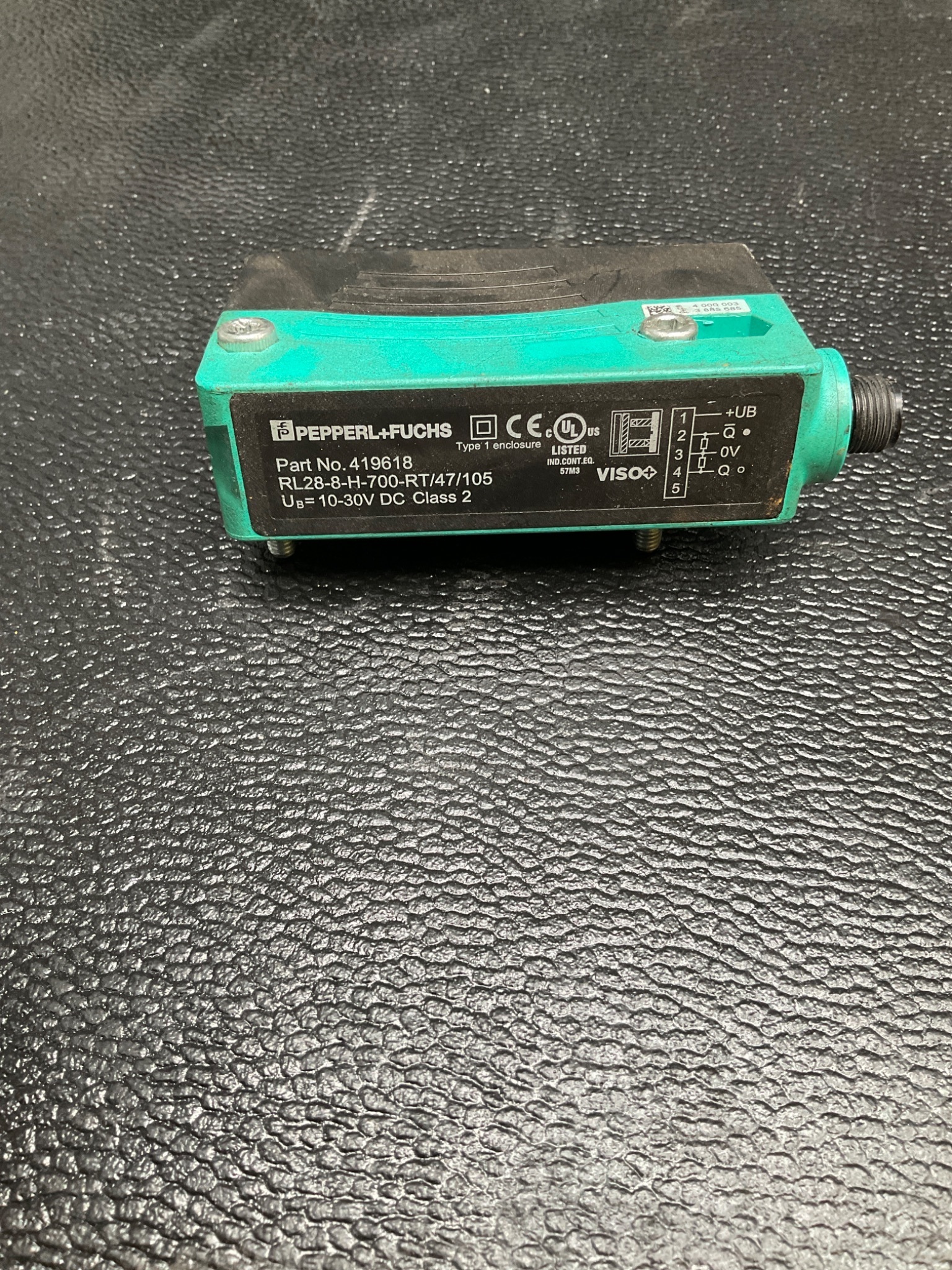 PEPPERL+FUCHS RL28-8-H-700-RT/47/105 PHOTOELECTRIC SENSOR USED 0