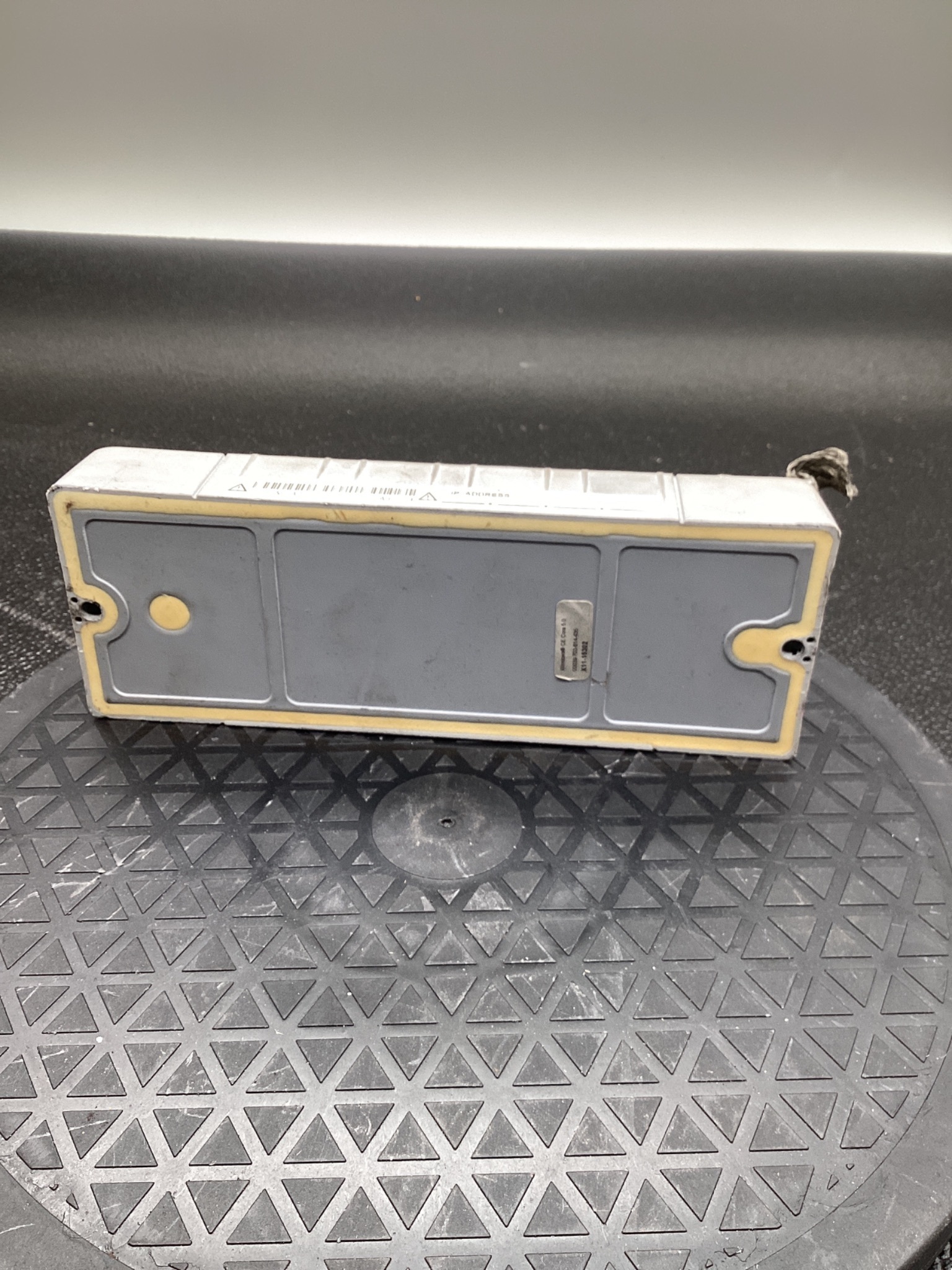 ALLEN-BRADLEY 1732E-IB16M12DR ARMORBLOCK 16PT INPUT MODULE 24VDC USED 4