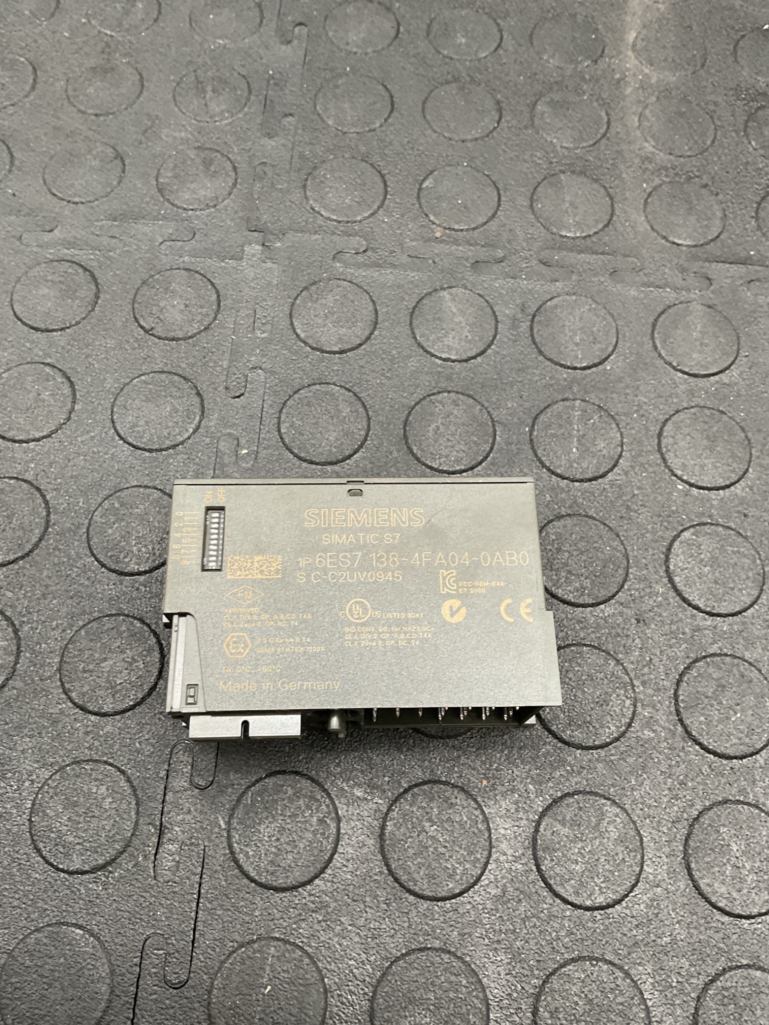 SIEMENS 6ES7-138-4FA04-0AB0 Profisafe Digital Input Module USED 1