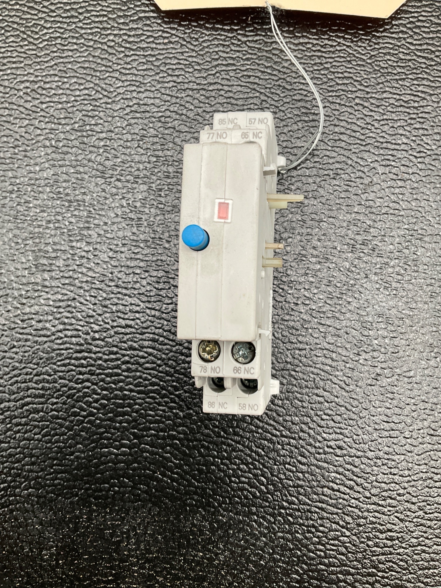 SIEMENS 3RV1921-1M AUXILIARY SWITCH BLOCK USED 1