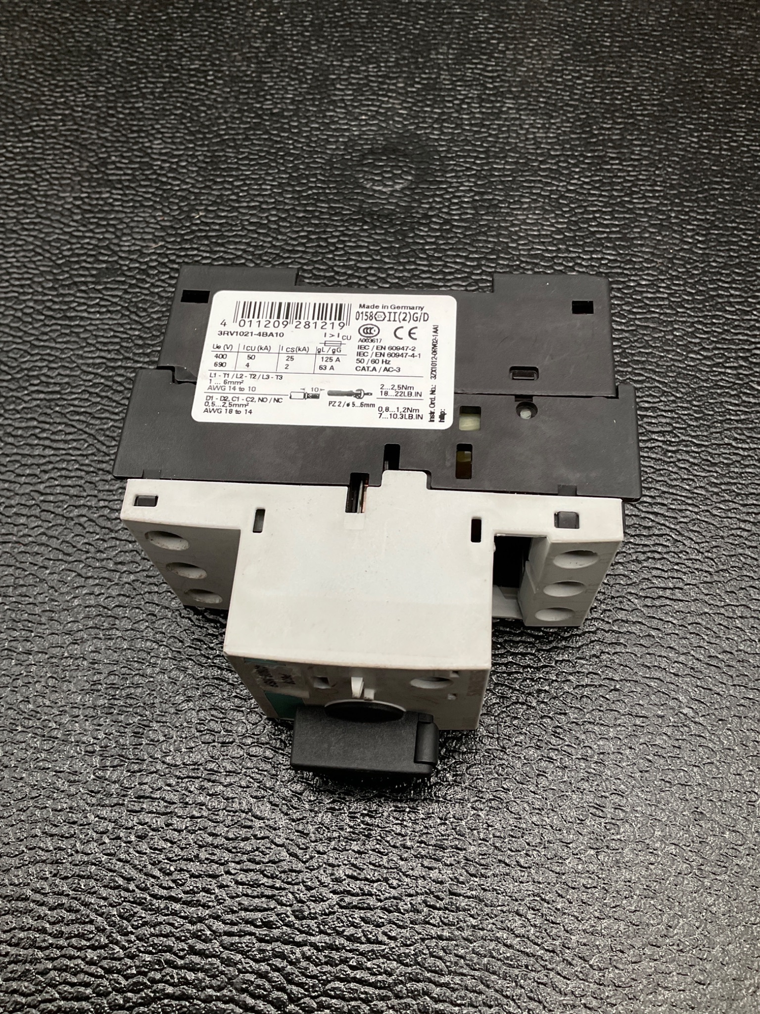 SIEMENS 3RV1021-4BA10 MOTOR PROTECTION CIRCUIT BREAKER USED 3
