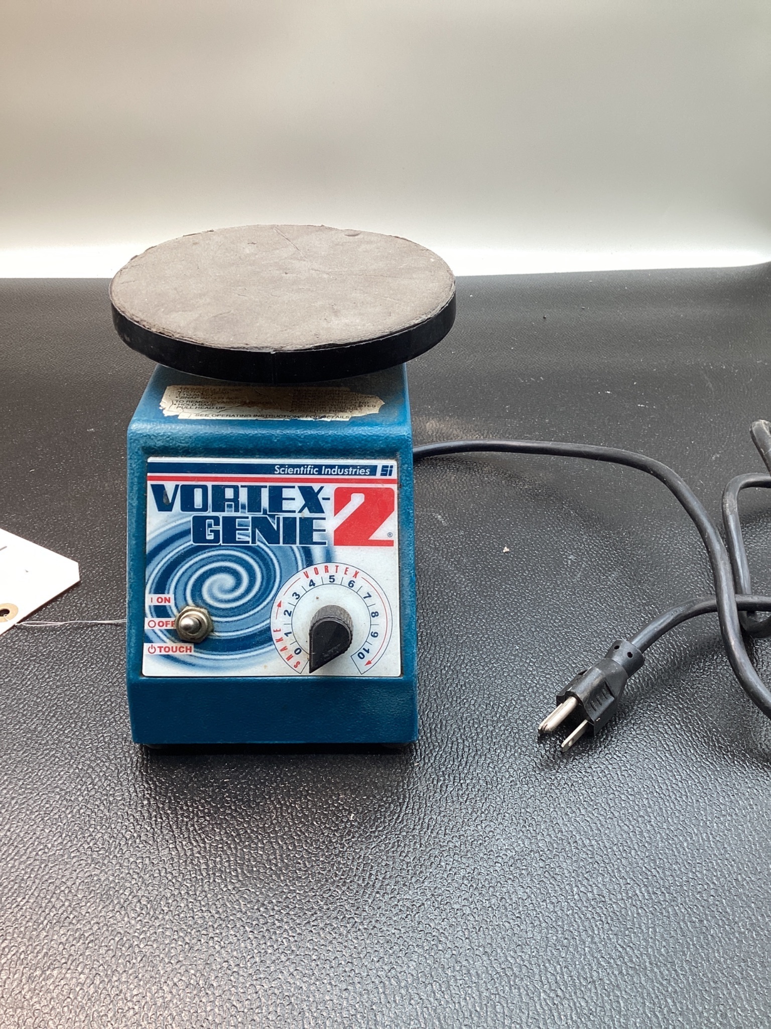 SCIENTIFIC INDUSTRIES G-560 VORTEX MIXER 120V USED 0