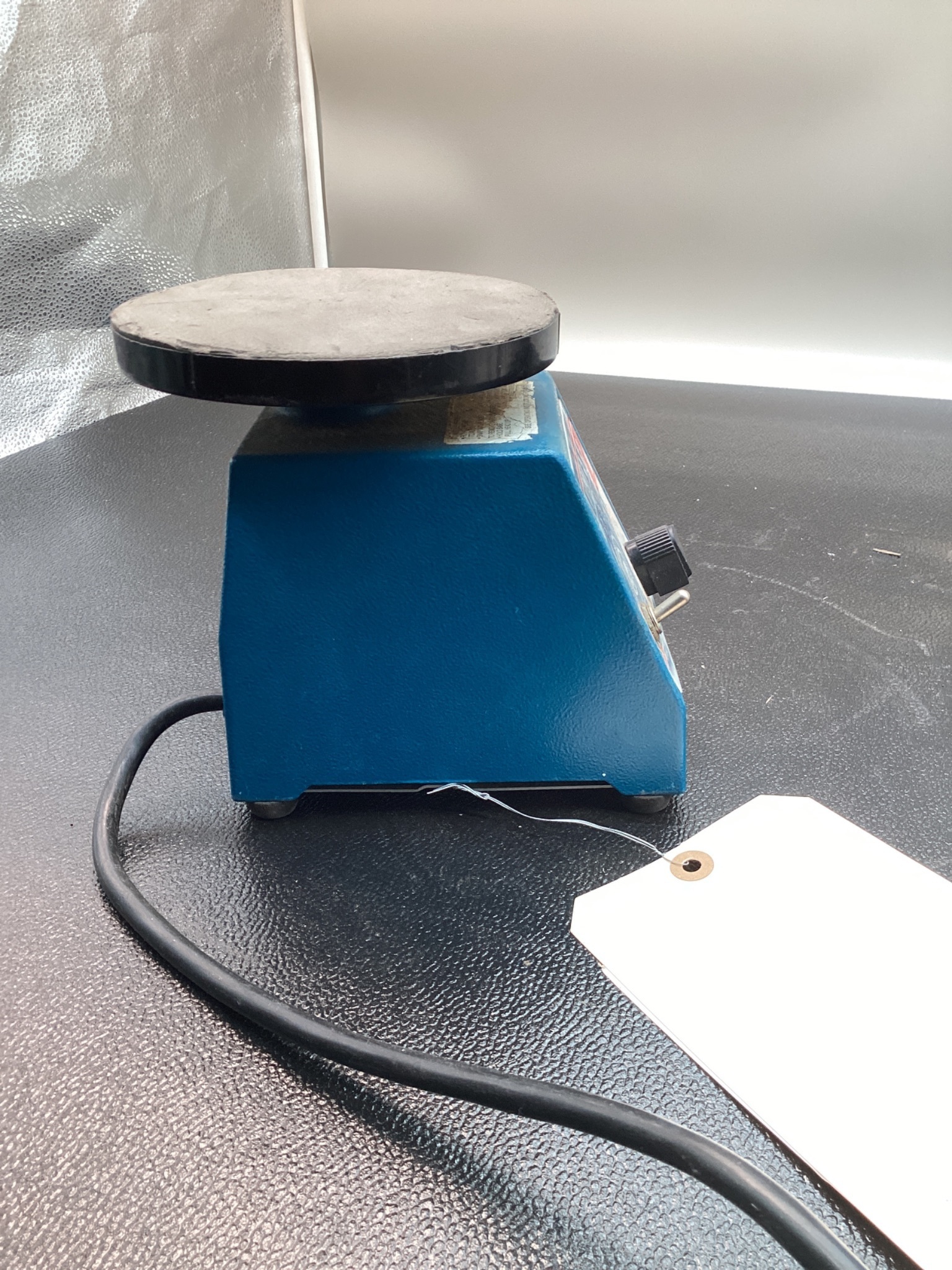 SCIENTIFIC INDUSTRIES G-560 VORTEX MIXER 120V USED 3