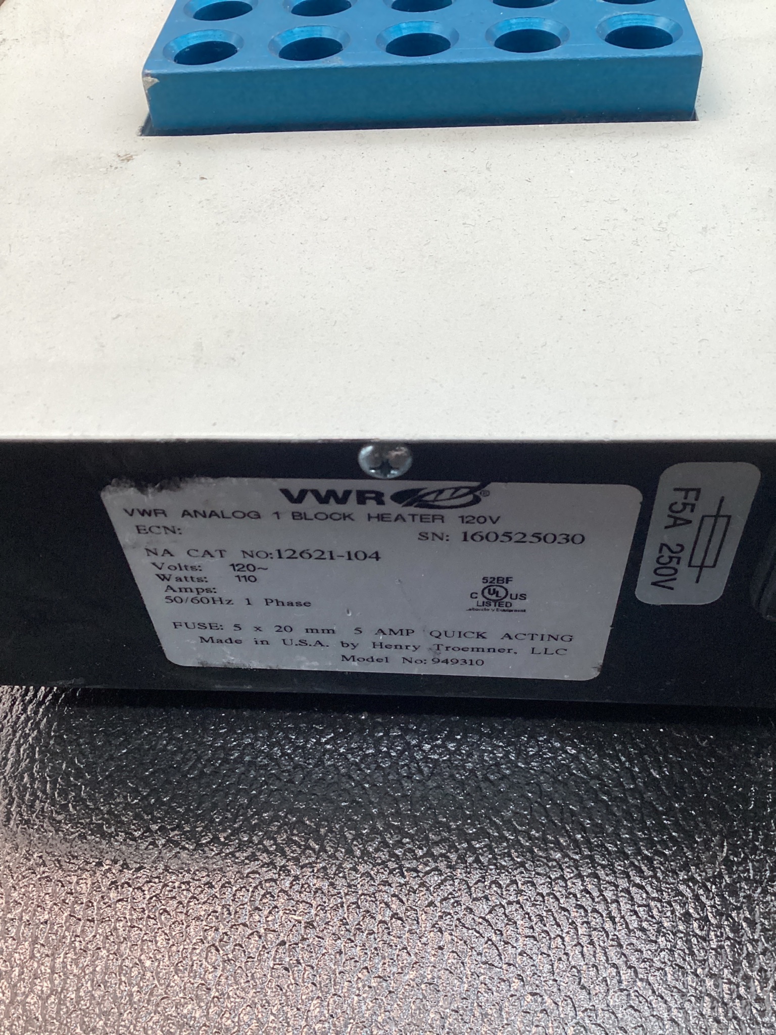 VWR 12621-104 ANALOG BLOCK HEATER DRY BATH 120V USED 7