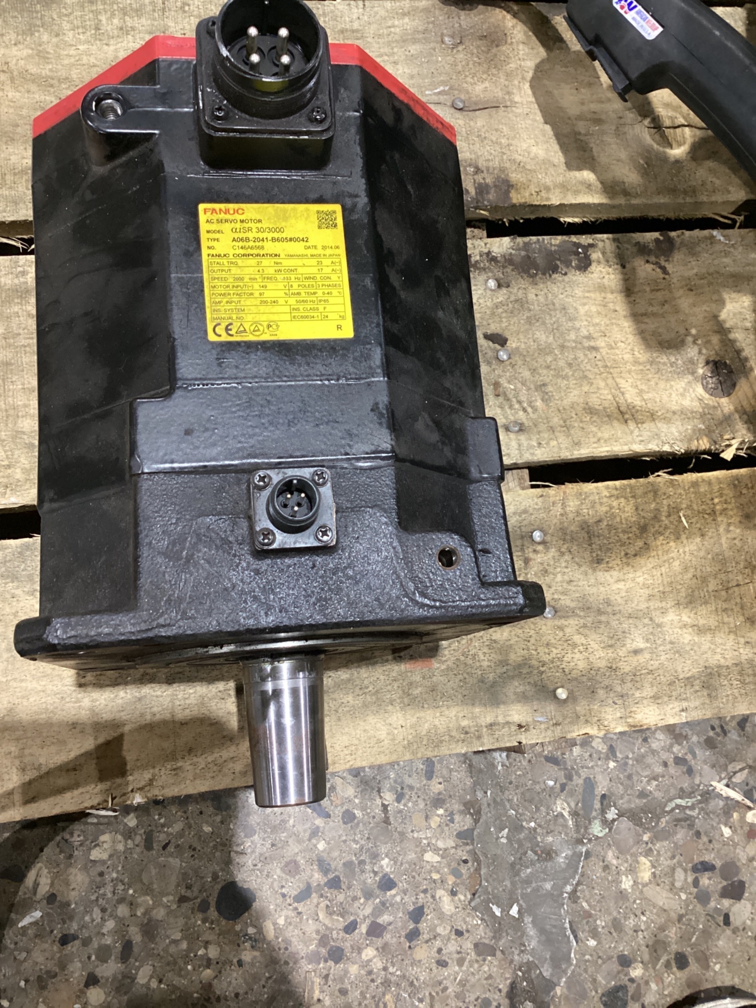 FANUC A06B-2041-B605#0042 AC SERVO MOTOR 4.3KW 2000RPM 27NM USED 3