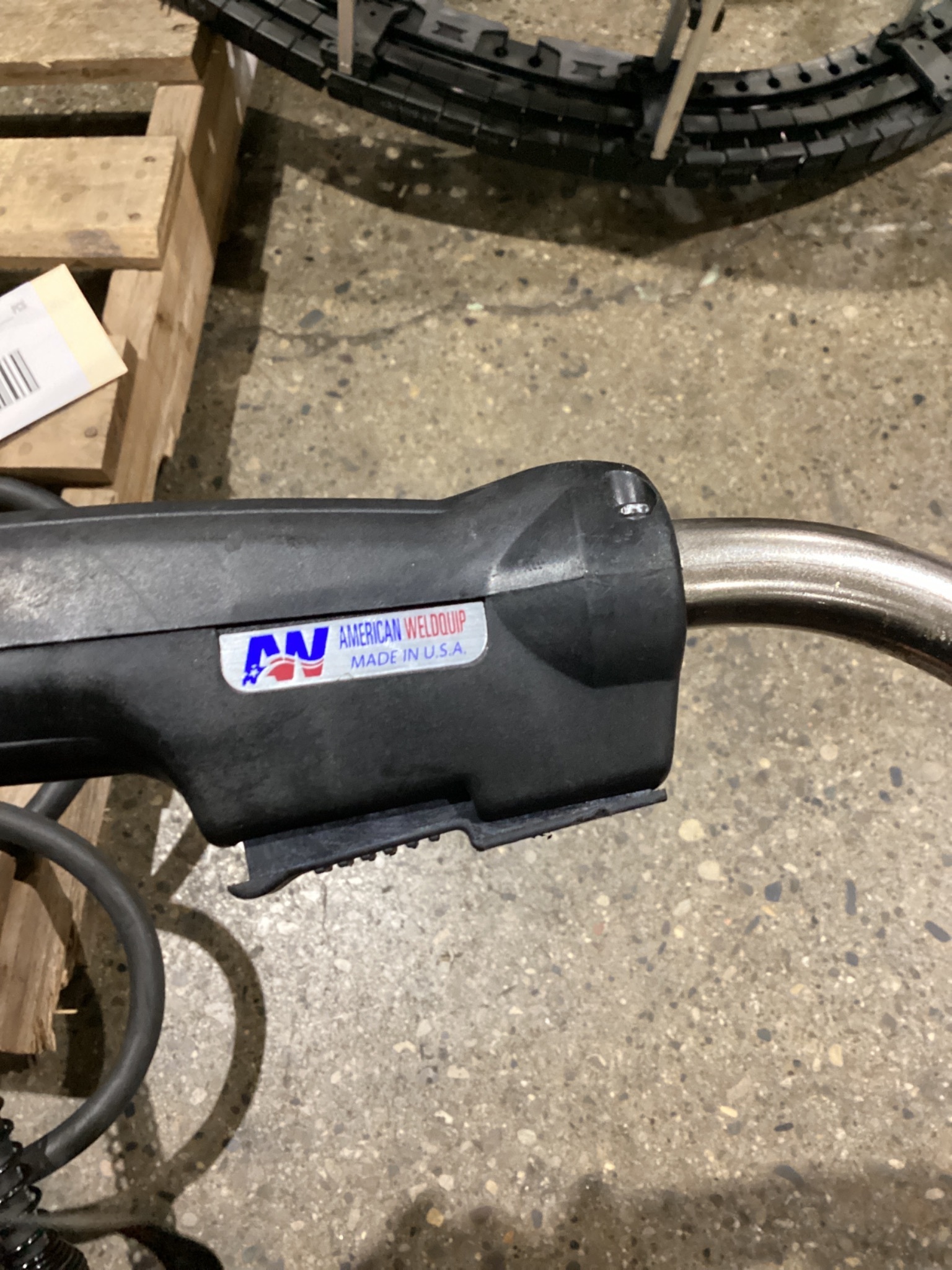 AMERICAN WELDQUIP 347 SERIES 300A MIG WELDING GUN 0.035 USED 0