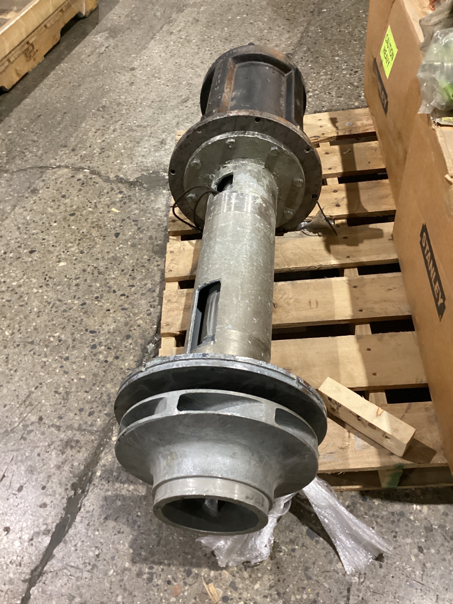 GUSHER 54VHD VERTICAL CENTRIFUGAL PUMP HEAVY DUTY INDUSTRIAL USED 0