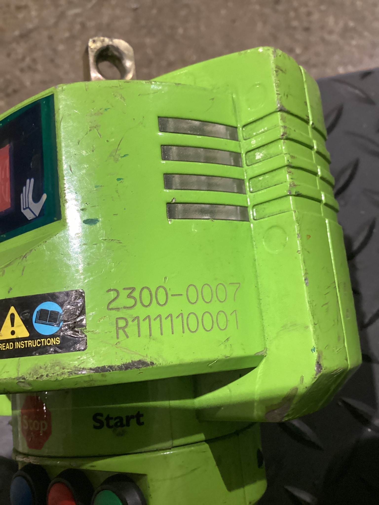 STANLEY iLift 150LB LIFT ASSIST USED 6