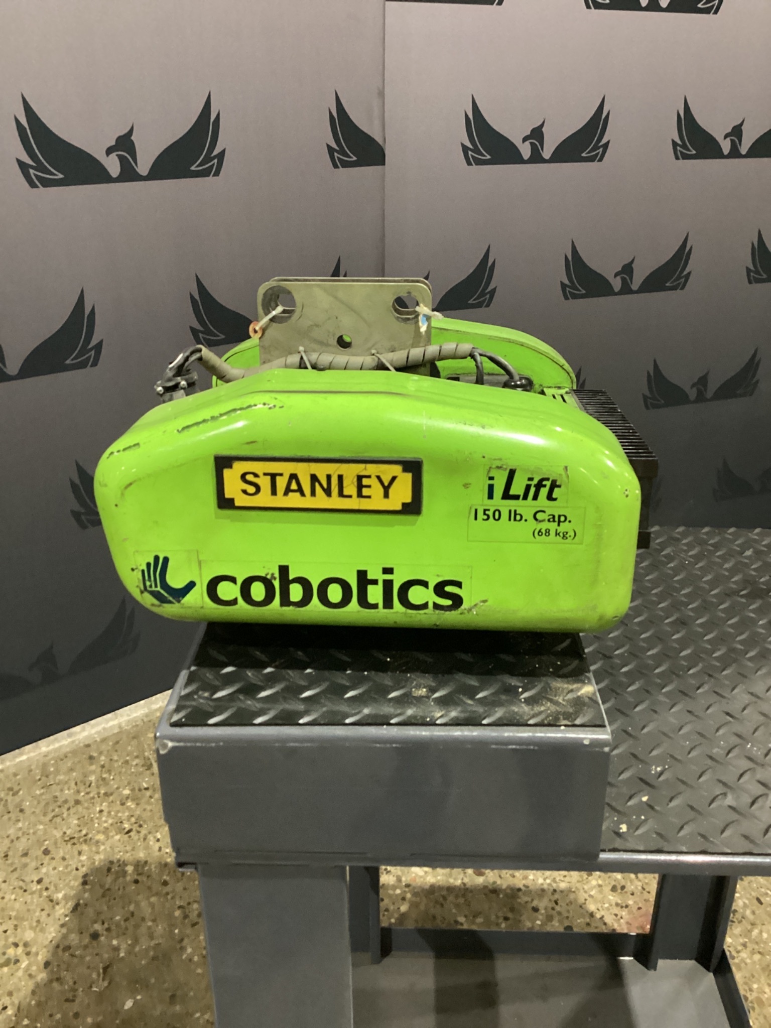 STANLEY iLift 150LB LIFT ASSIST USED 7