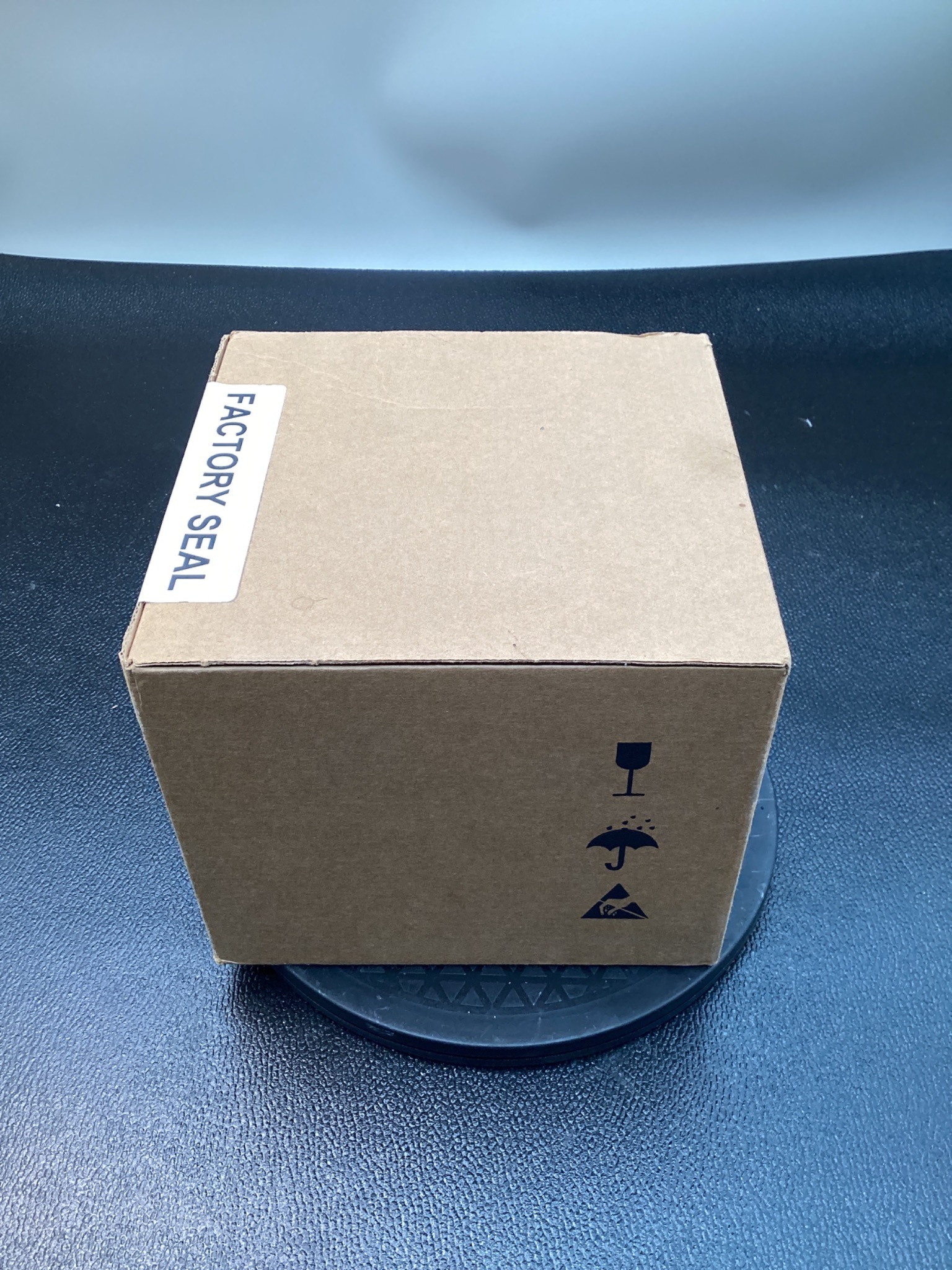 ALLEN-BRADLEY 1756-PA75 PLC MODULE NEW 1