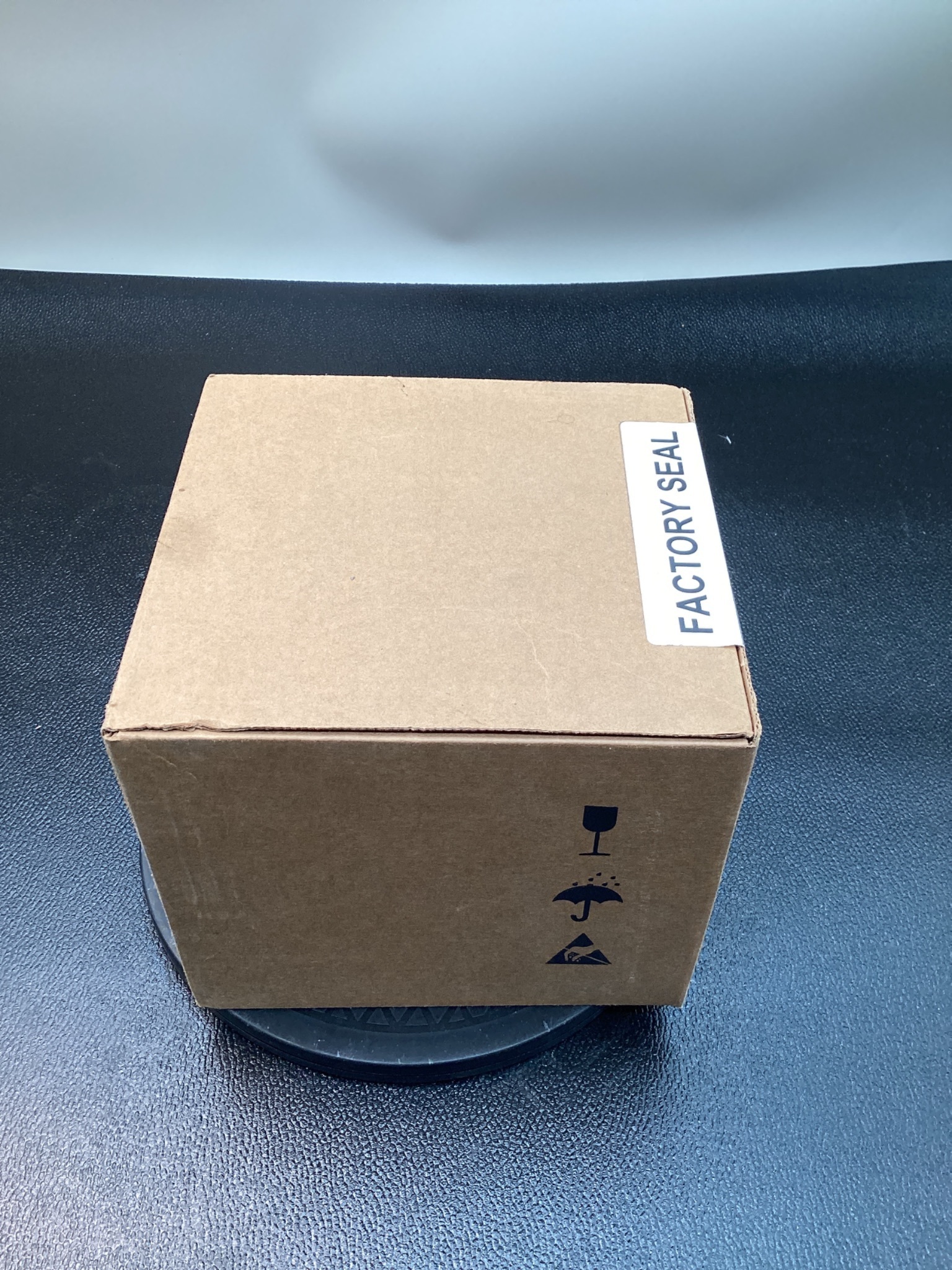 ALLEN-BRADLEY 1756-PA75 PLC MODULE NEW 3