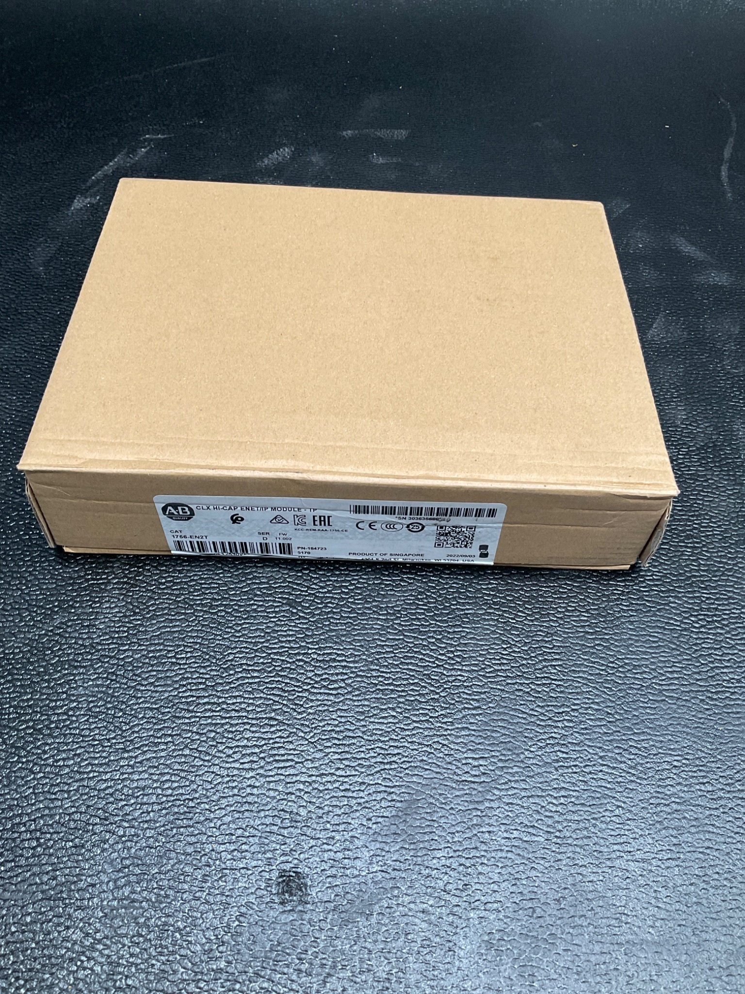 ALLEN-BRADLEY 1756-EN2T CONTROLLOGIX ETHERNET/IP COMMUNICATION MODULE NEW 0