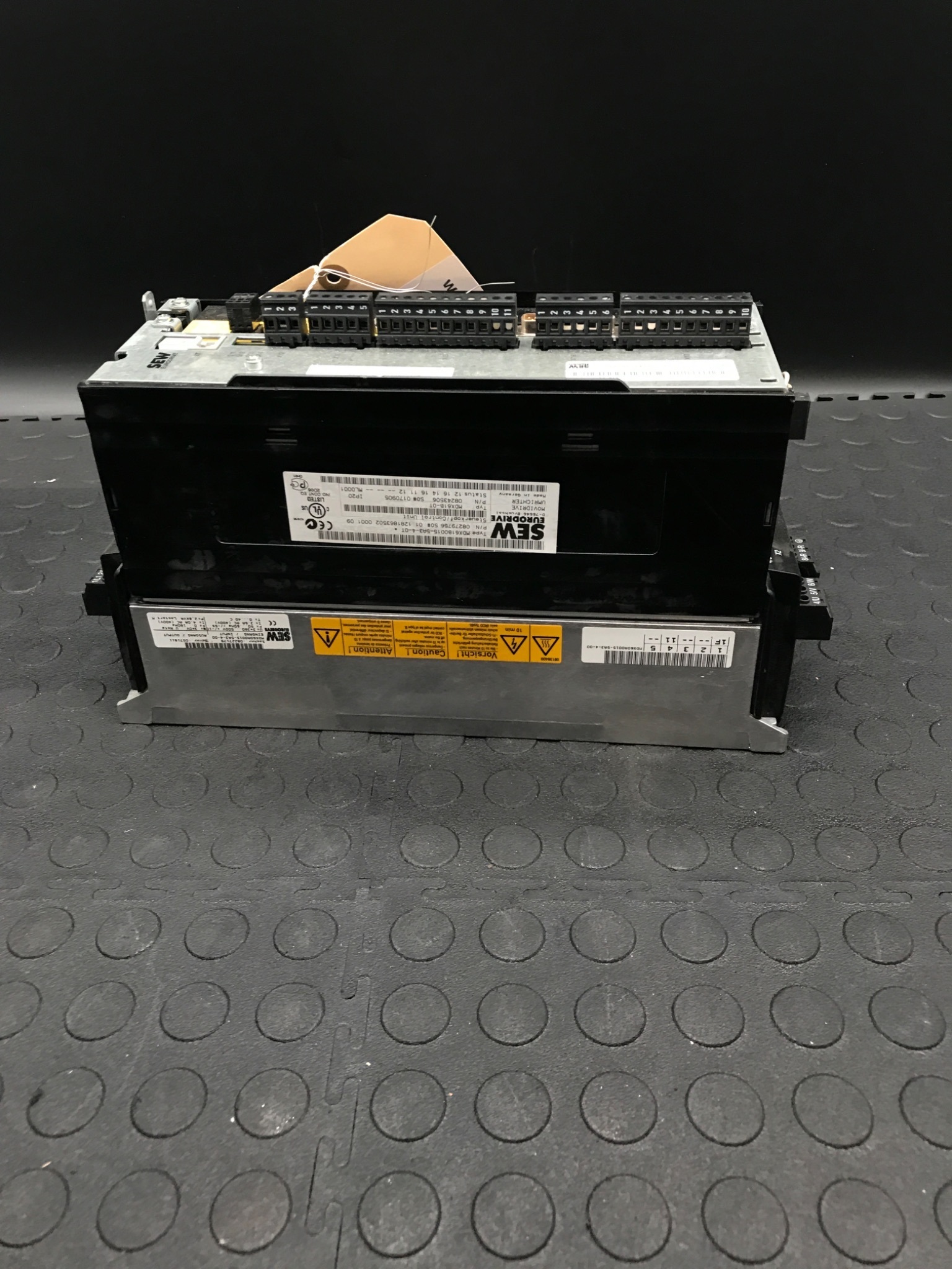 SEW EURODRIVE MDX61B0015-5A3-4-0T Movidrive B VFD Inverter Drive 1.5kW 400V USED 3