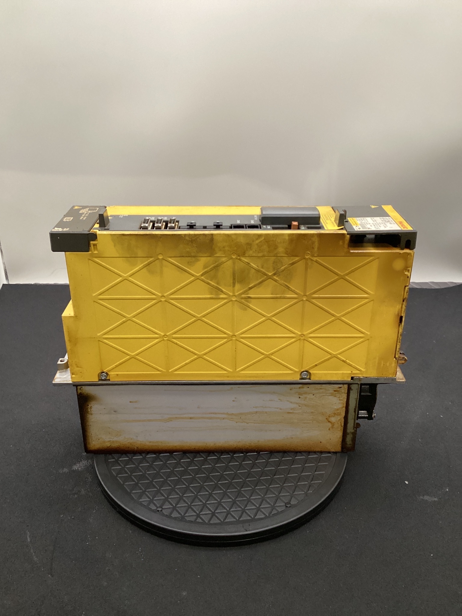 FANUC A06B-6240-H211 SERVO DRIVE ALPHA I SERIES USED 2