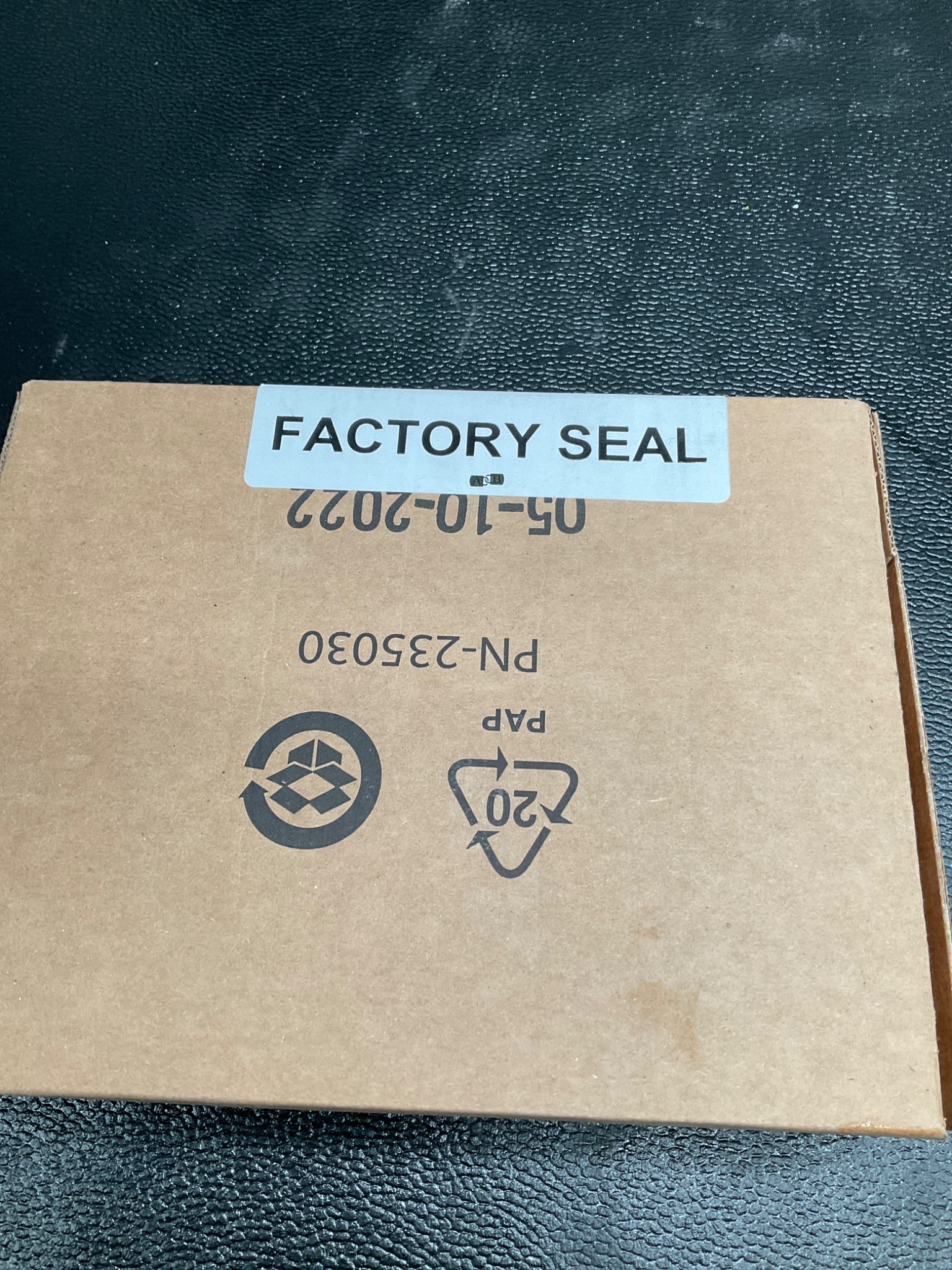 ALLEN-BRADLEY 1756-IB16 PLC MODULE NEW 1