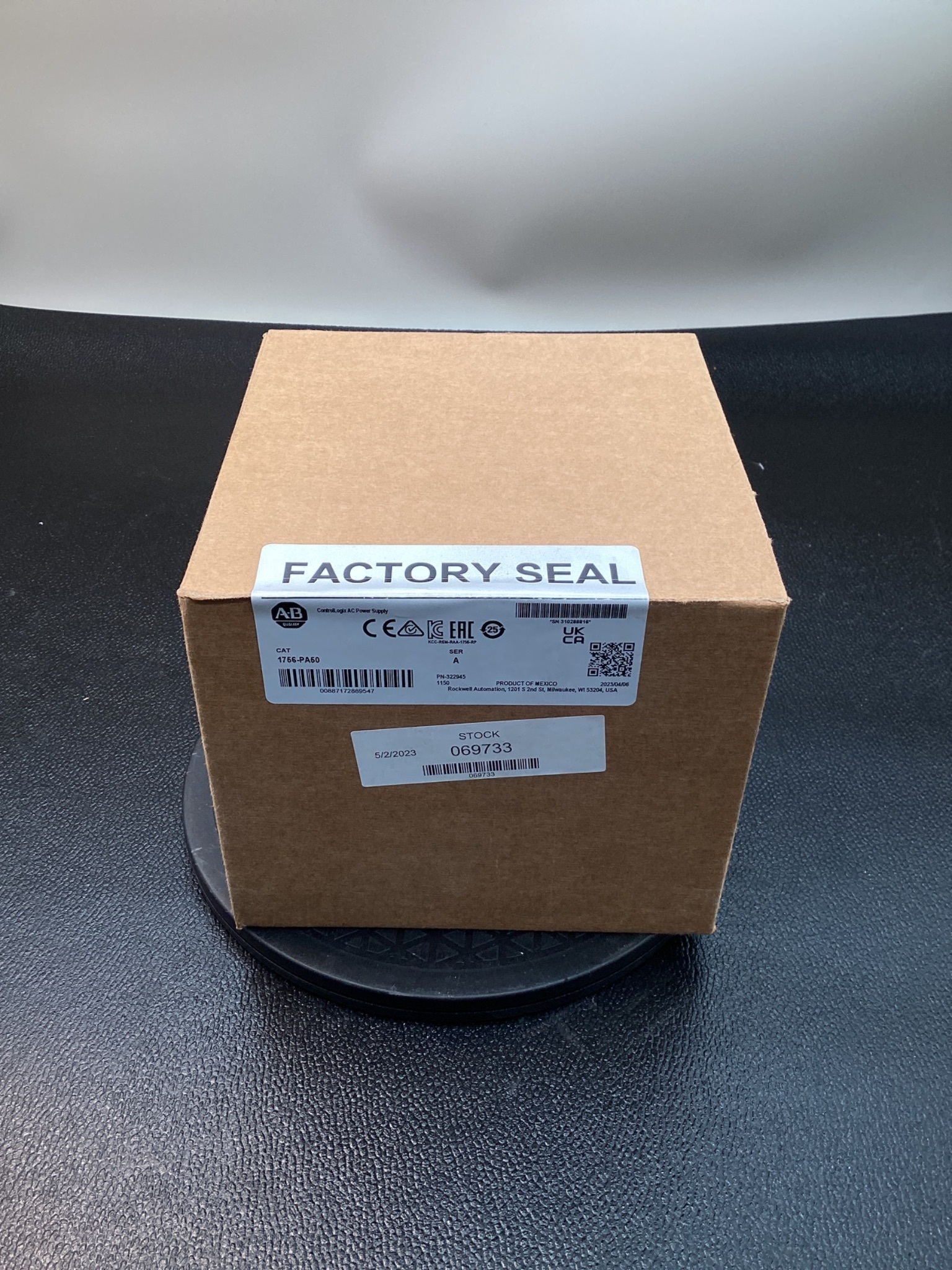 ALLEN-BRADLEY 1756-PA50 POWER SUPPLY NEW 0