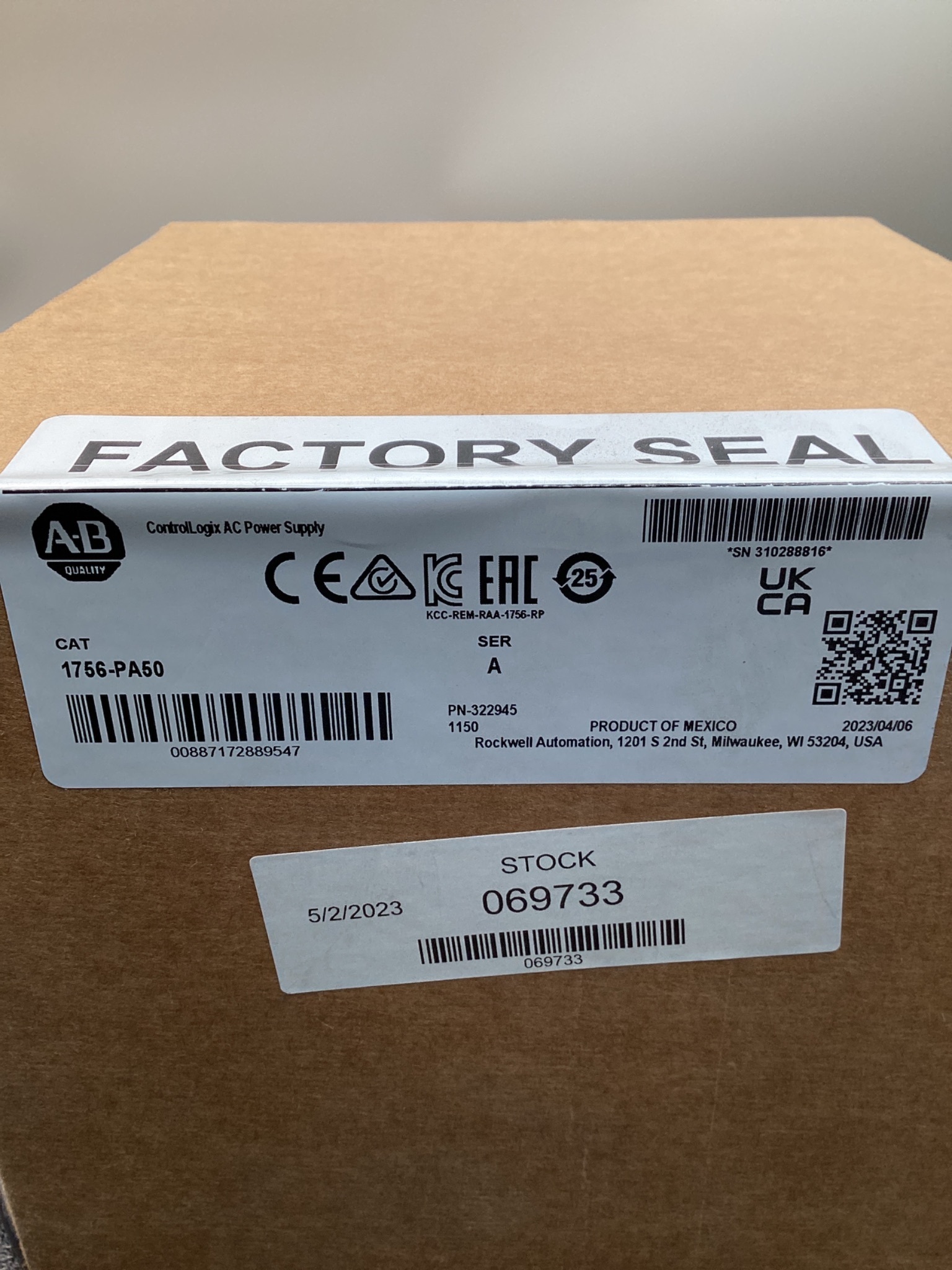 ALLEN-BRADLEY 1756-PA50 POWER SUPPLY NEW 1
