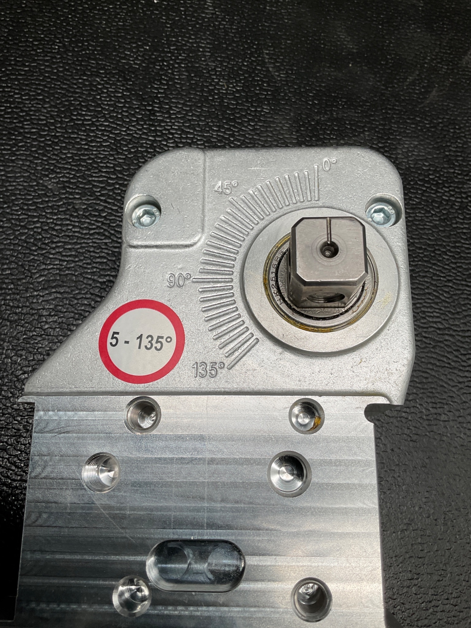 DESTACO 82M-3E23005NL8-1 PNEUMATIC POWER CLAMP USED 1