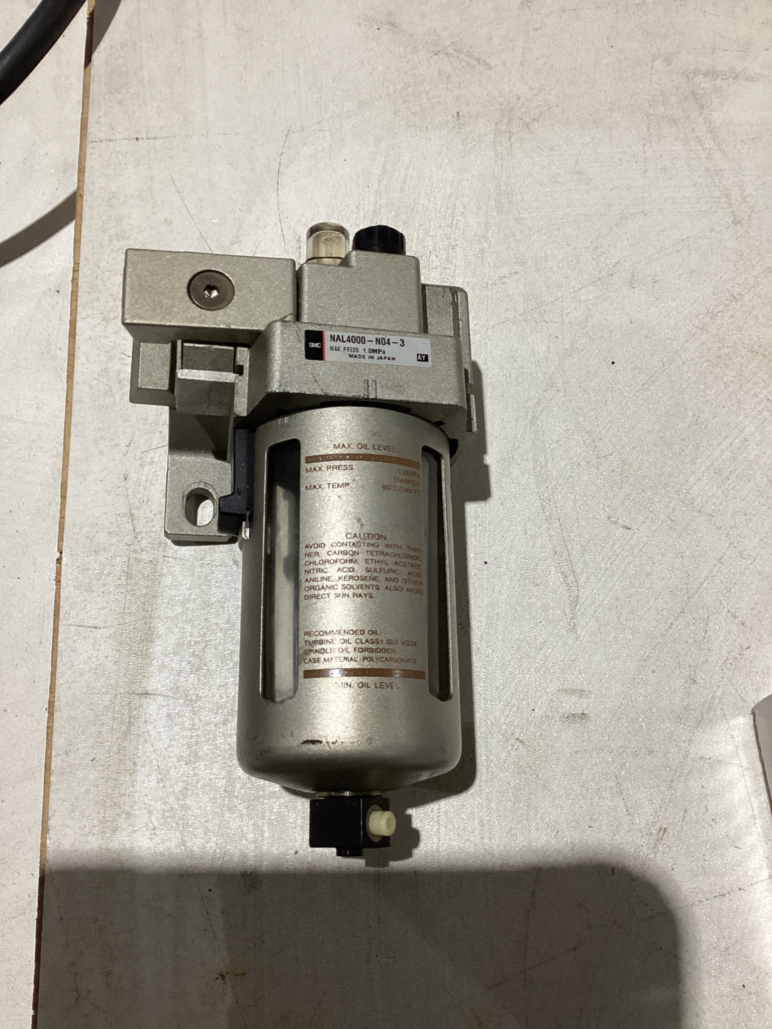 SMC OIL FILTER NAL4000-N04-3 USED 1