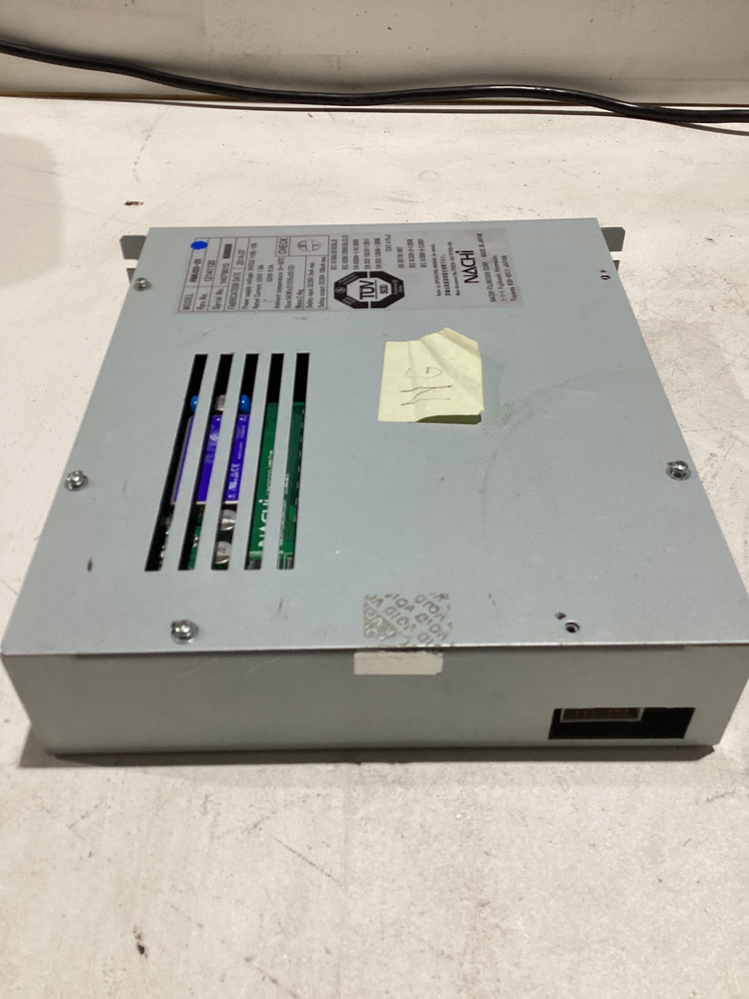 NACHI DRIVE UNIT RMU20-20 USED 2