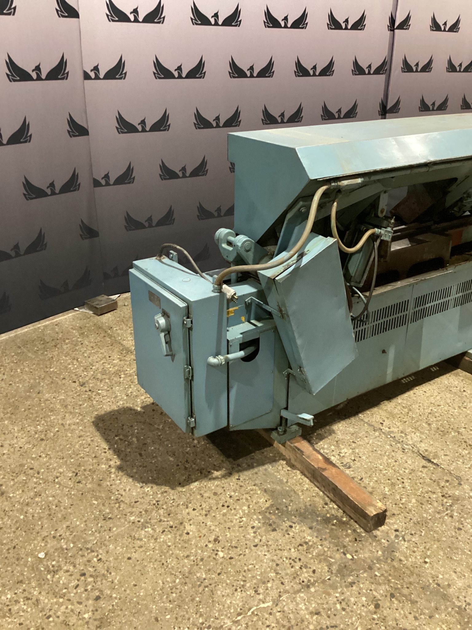 NATIONAL MACHINE TOOL 220 BANDSAWS USED 3