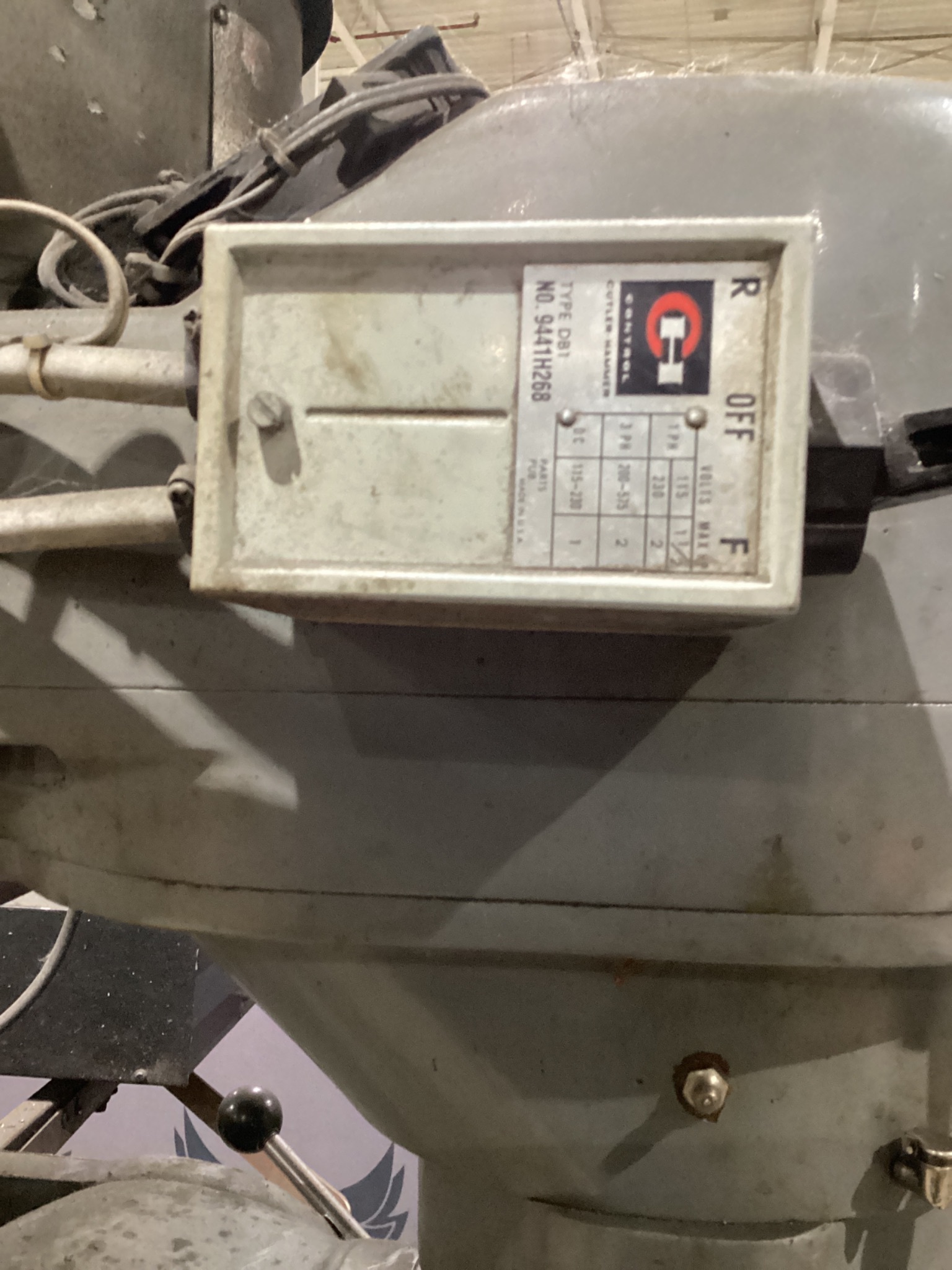 ALLIANT 42VC VERTICAL MILLS USED 5