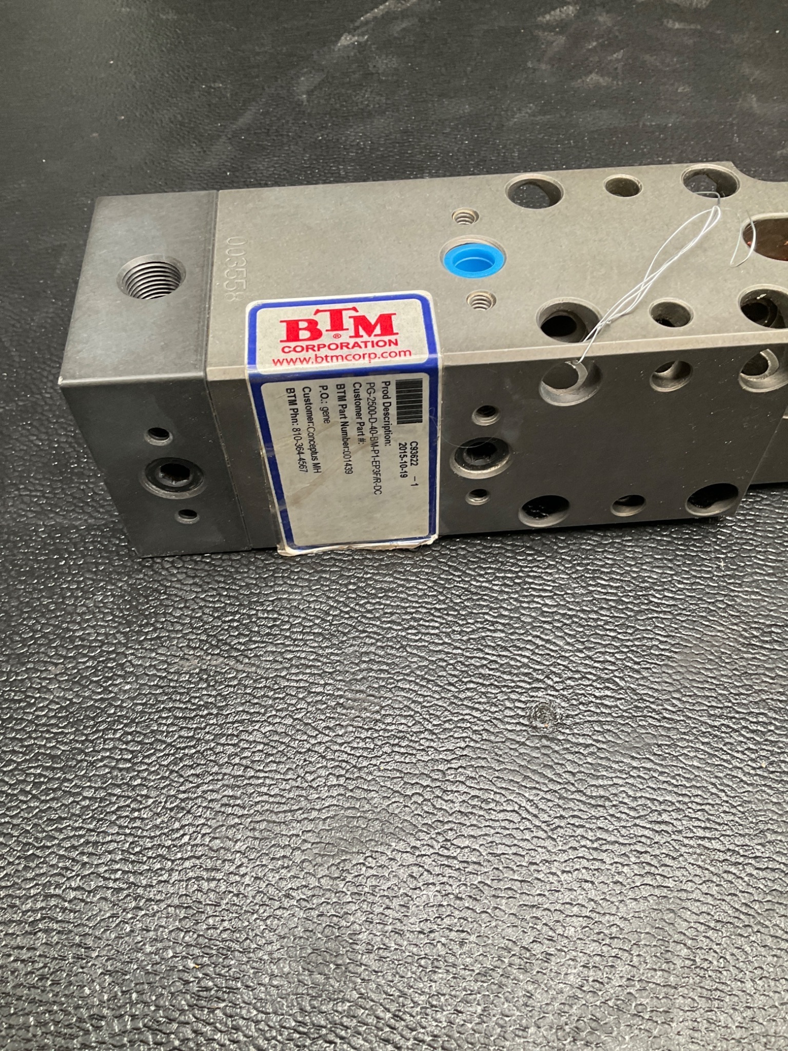 BTM 001439 INDUSTRIAL FIXTURE CLAMP USED 1