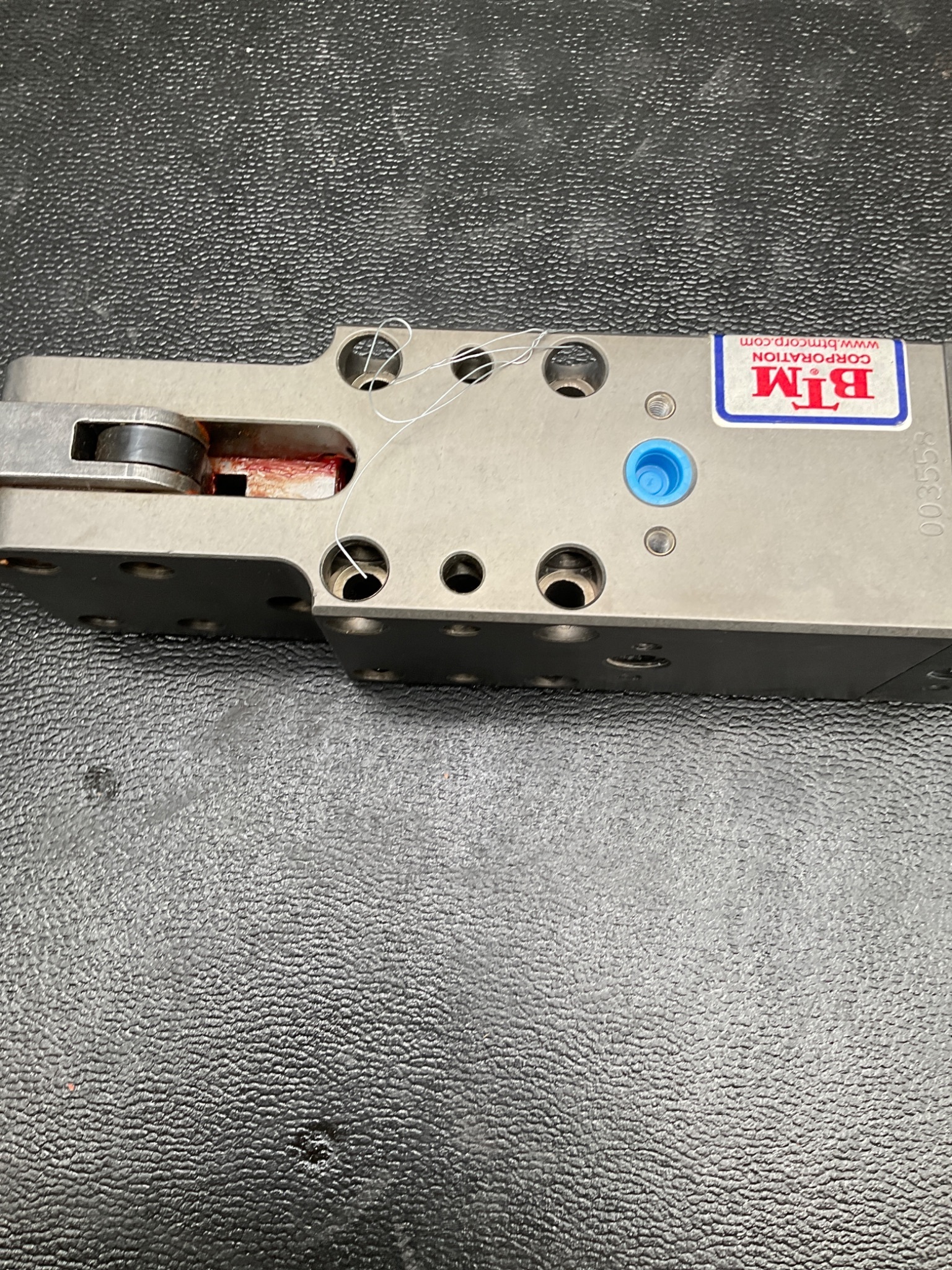 BTM 001439 INDUSTRIAL FIXTURE CLAMP USED 3