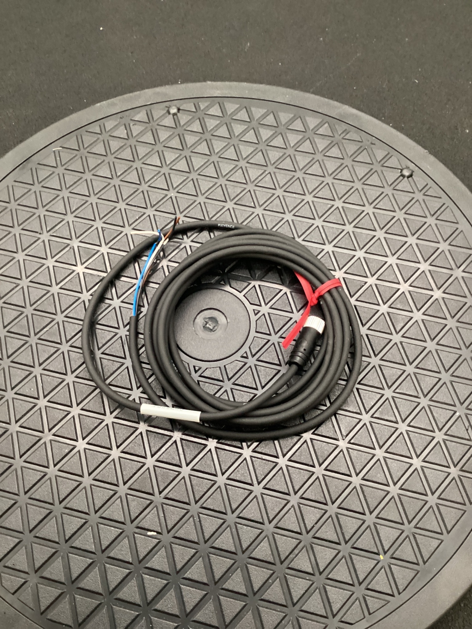 KEYENCE OP-73864 M8 CONNECTOR CABLE 2M NEW 1