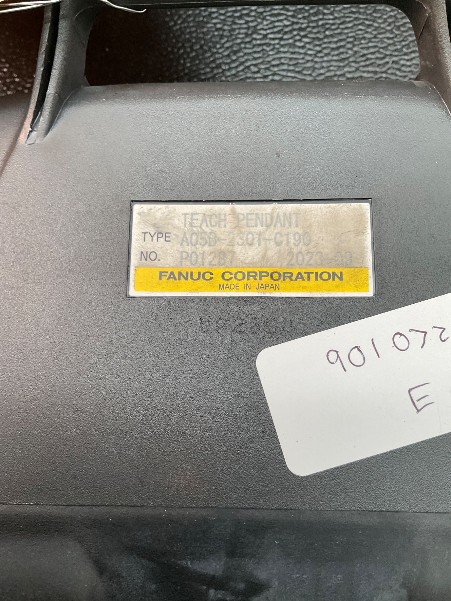 FANUC A05B-2301-C190 TEACH PENDANT USED 1