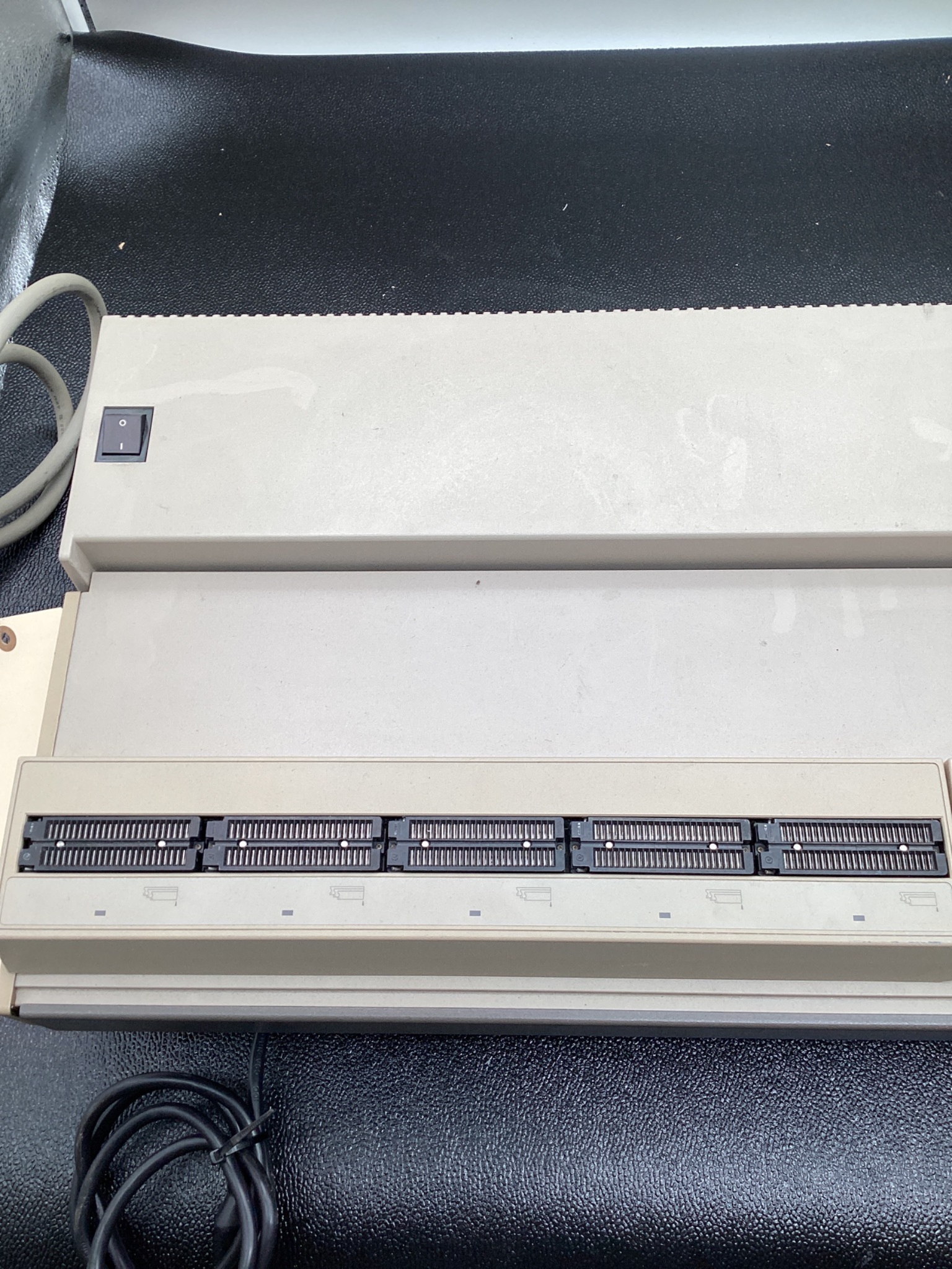 DATA I/O PSX500 PARALLEL DEVICE PROGRAMMER USED 2
