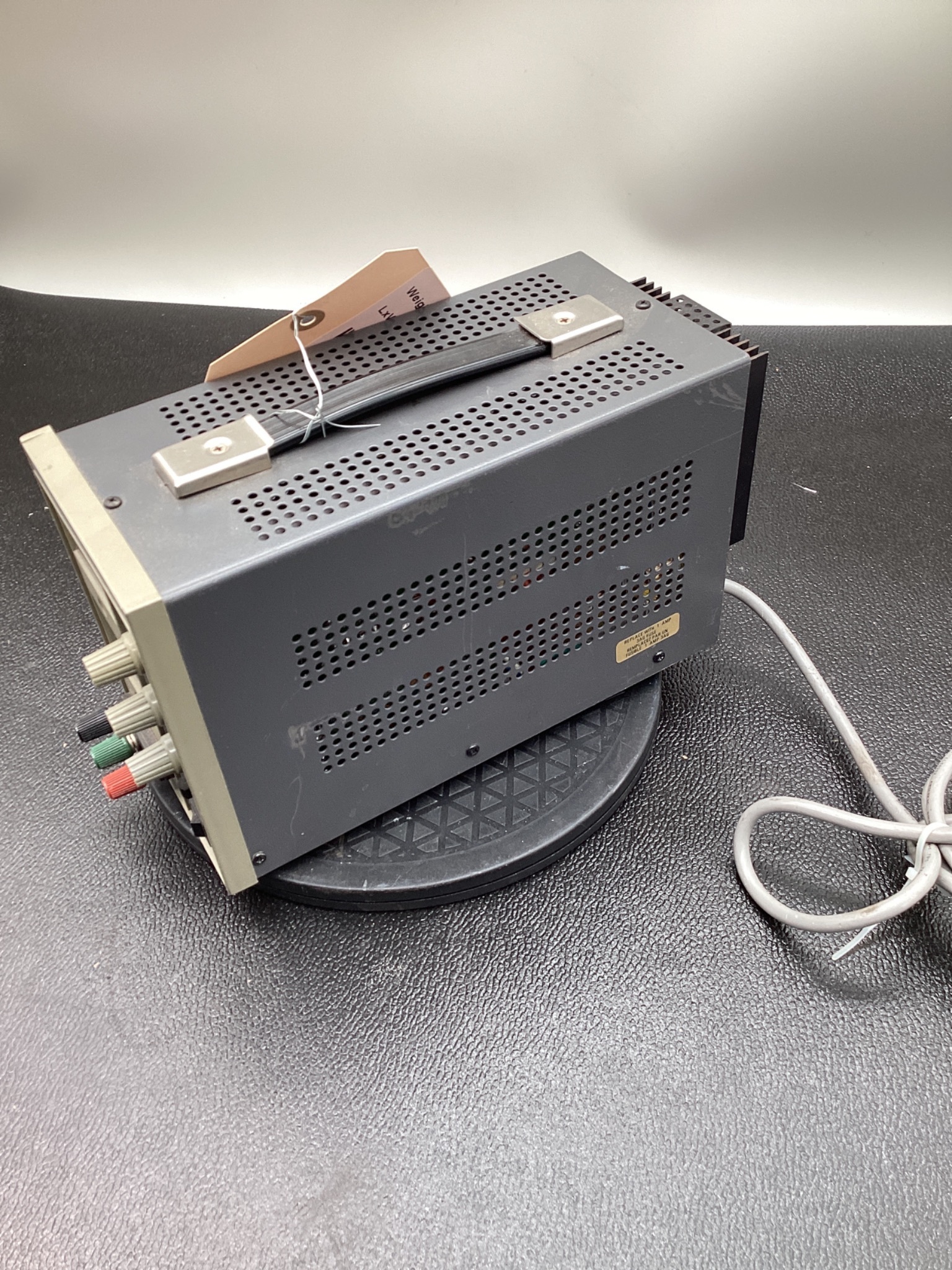 BK PRECISION 1610 DC POWER SUPPLY 30V 1A USED 2